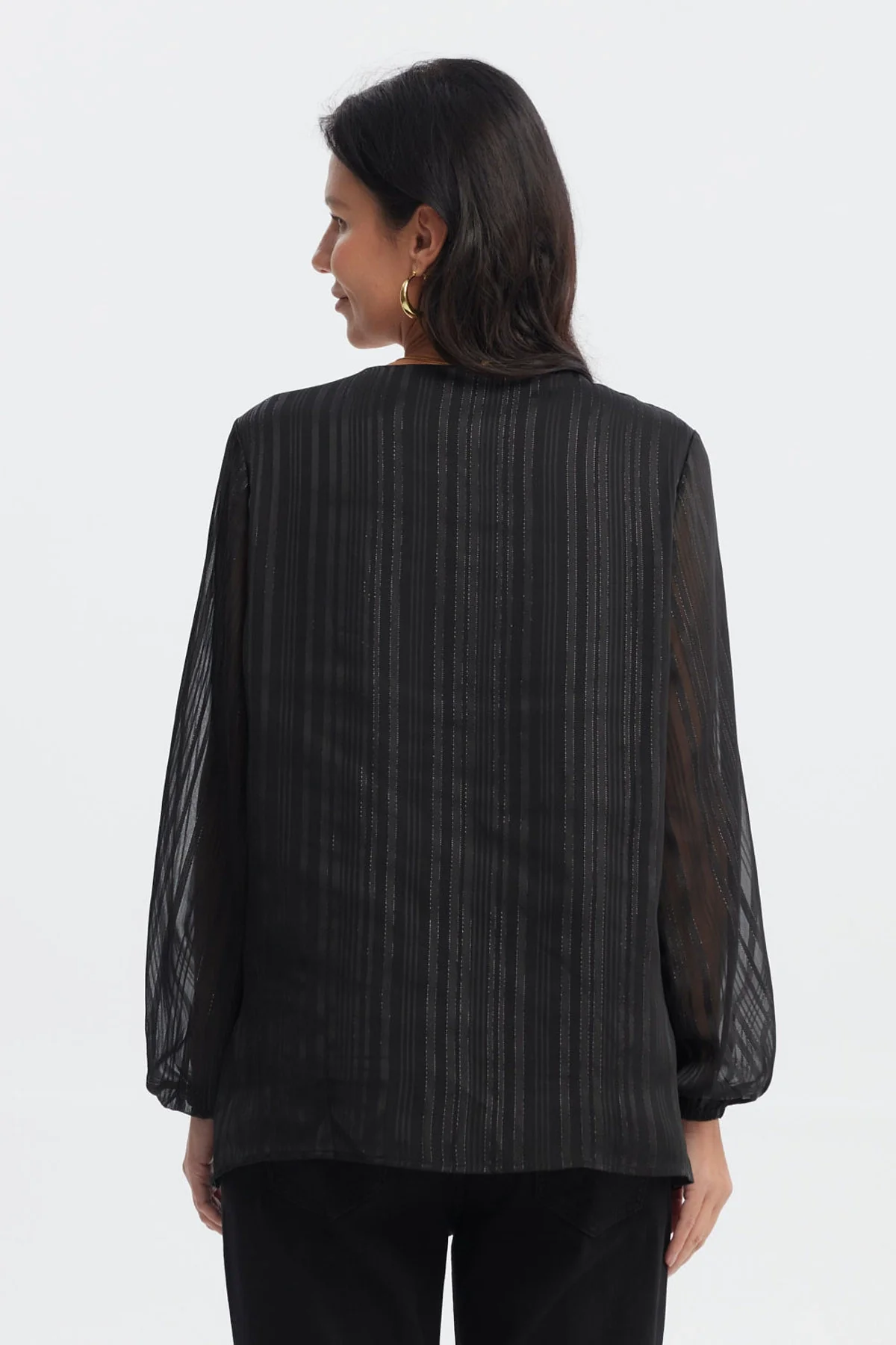 Blusa Mujer Aplicación Cuello Negro - Image 3