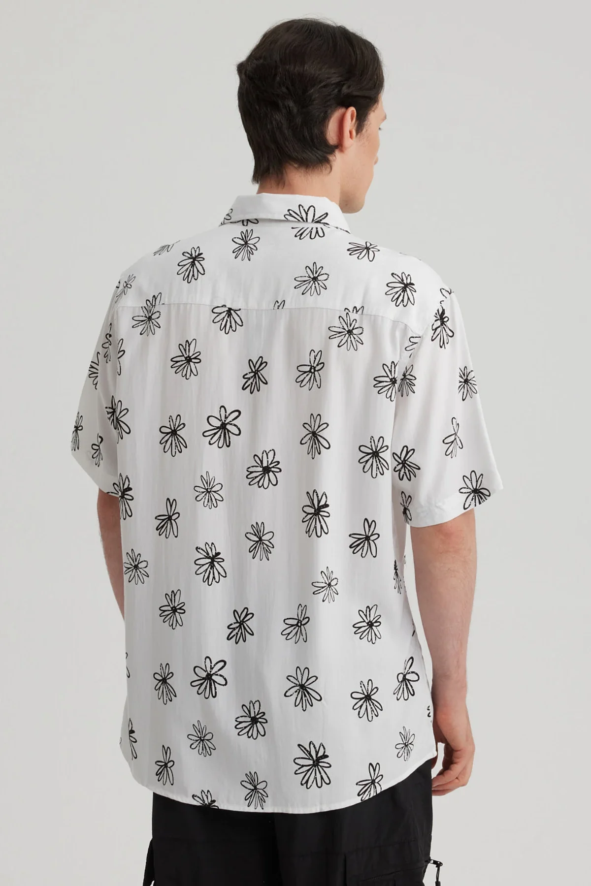 Camisa Hombre Full Print Blanco - Image 2
