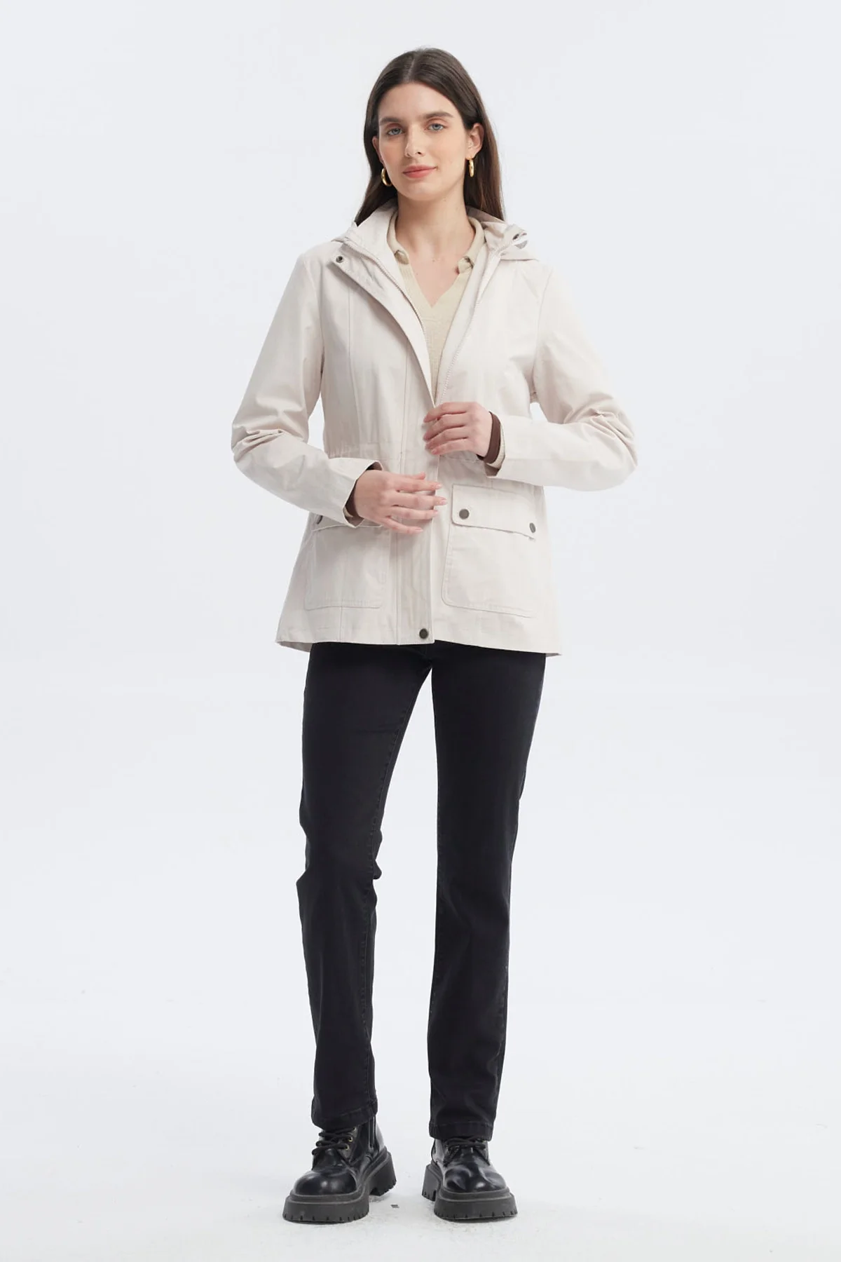 Chaqueta Mujer Con Gorro Arena - Image 4