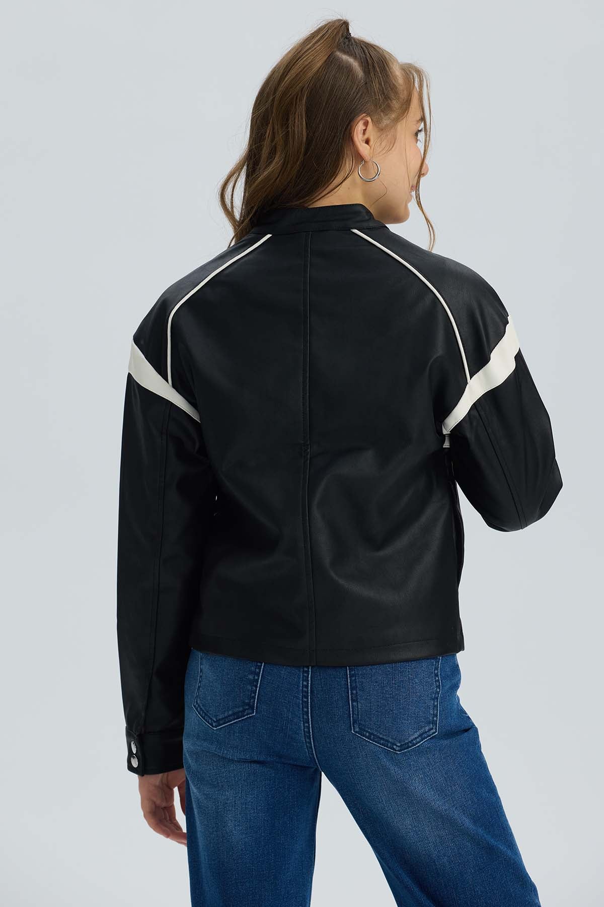 Chaqueta Niña Efecto Cuero Negro - Image 3