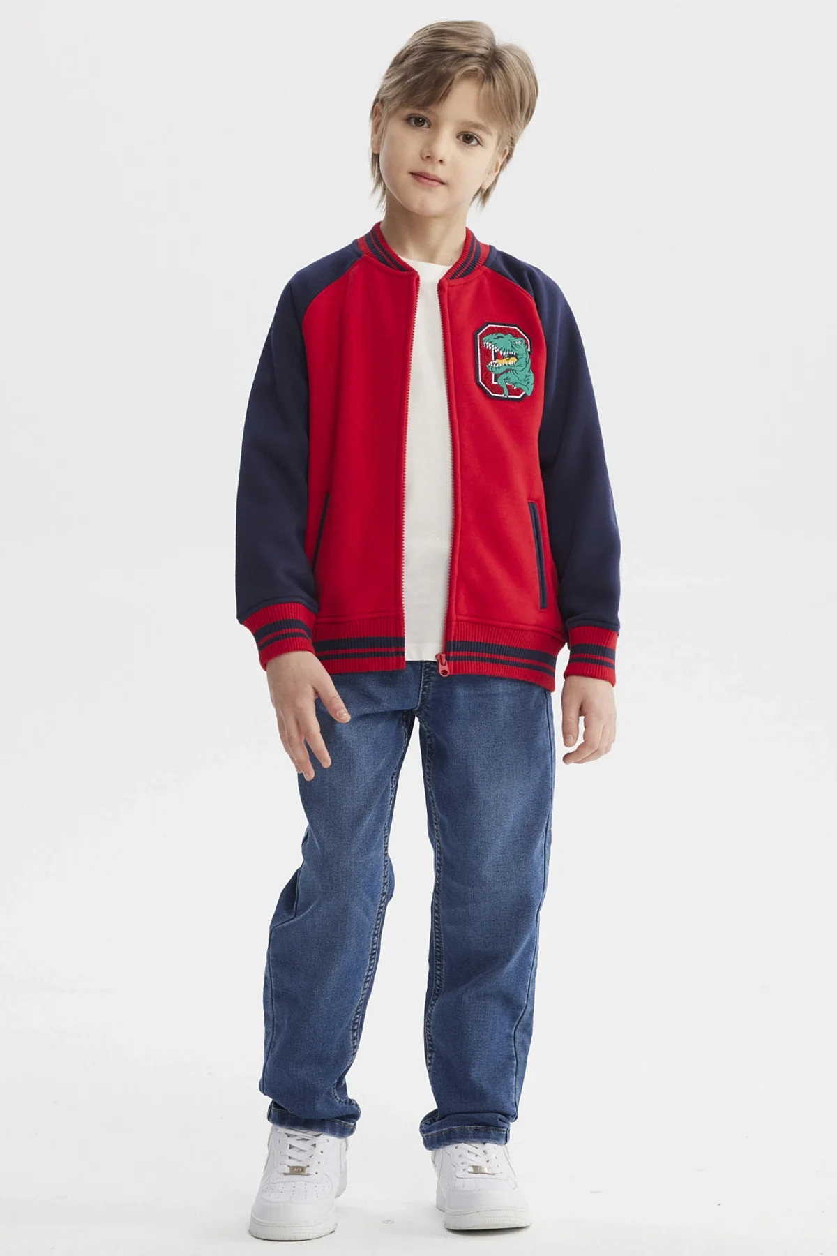 Chaqueta Niño Cuello V Rojo - Image 4