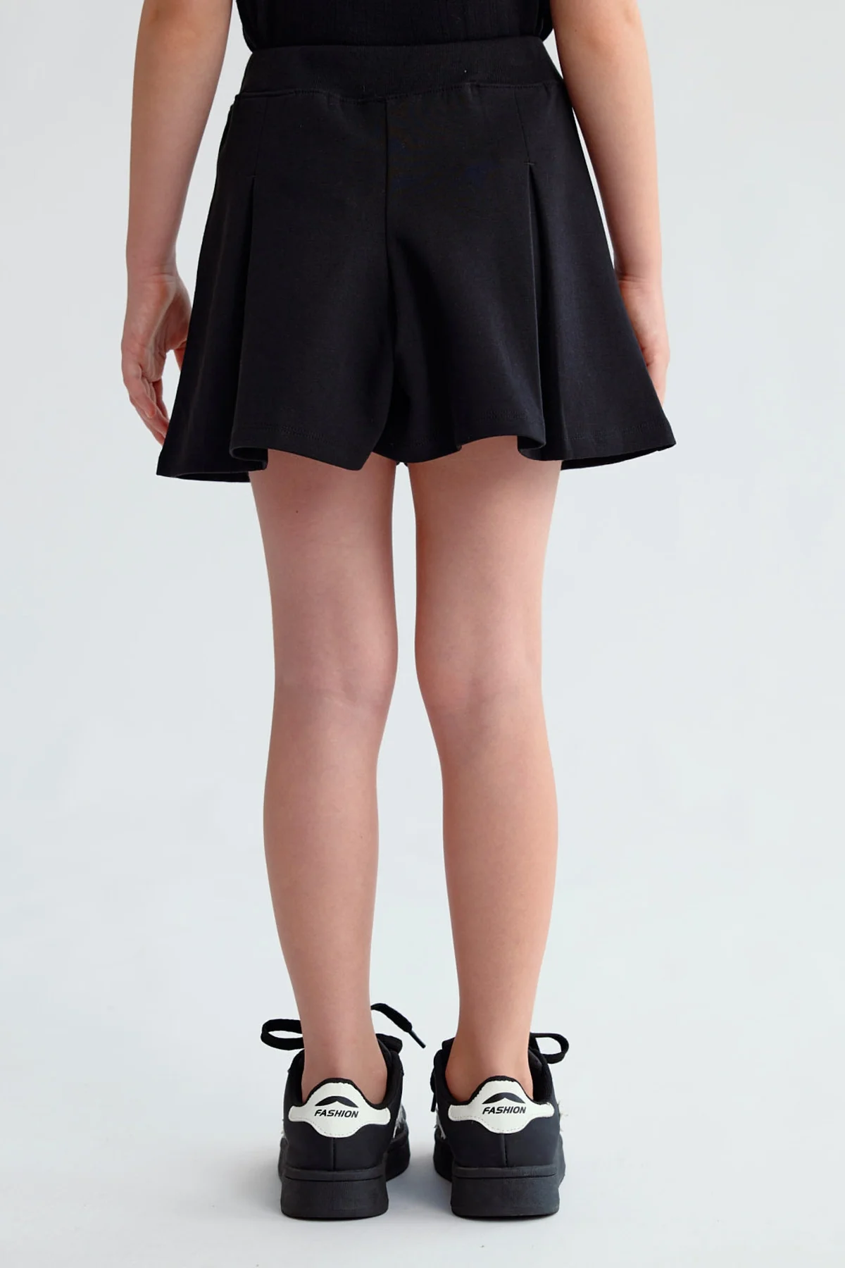 Falda Niña Short Tableada Negro - Image 3