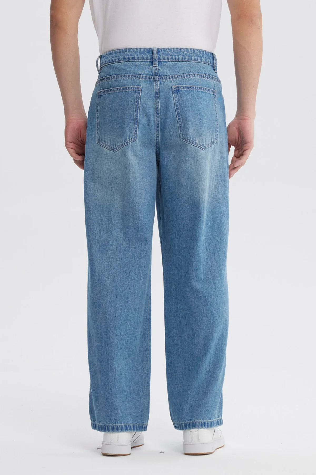 Jeans Hombre Baggy Azul Claro - Image 3