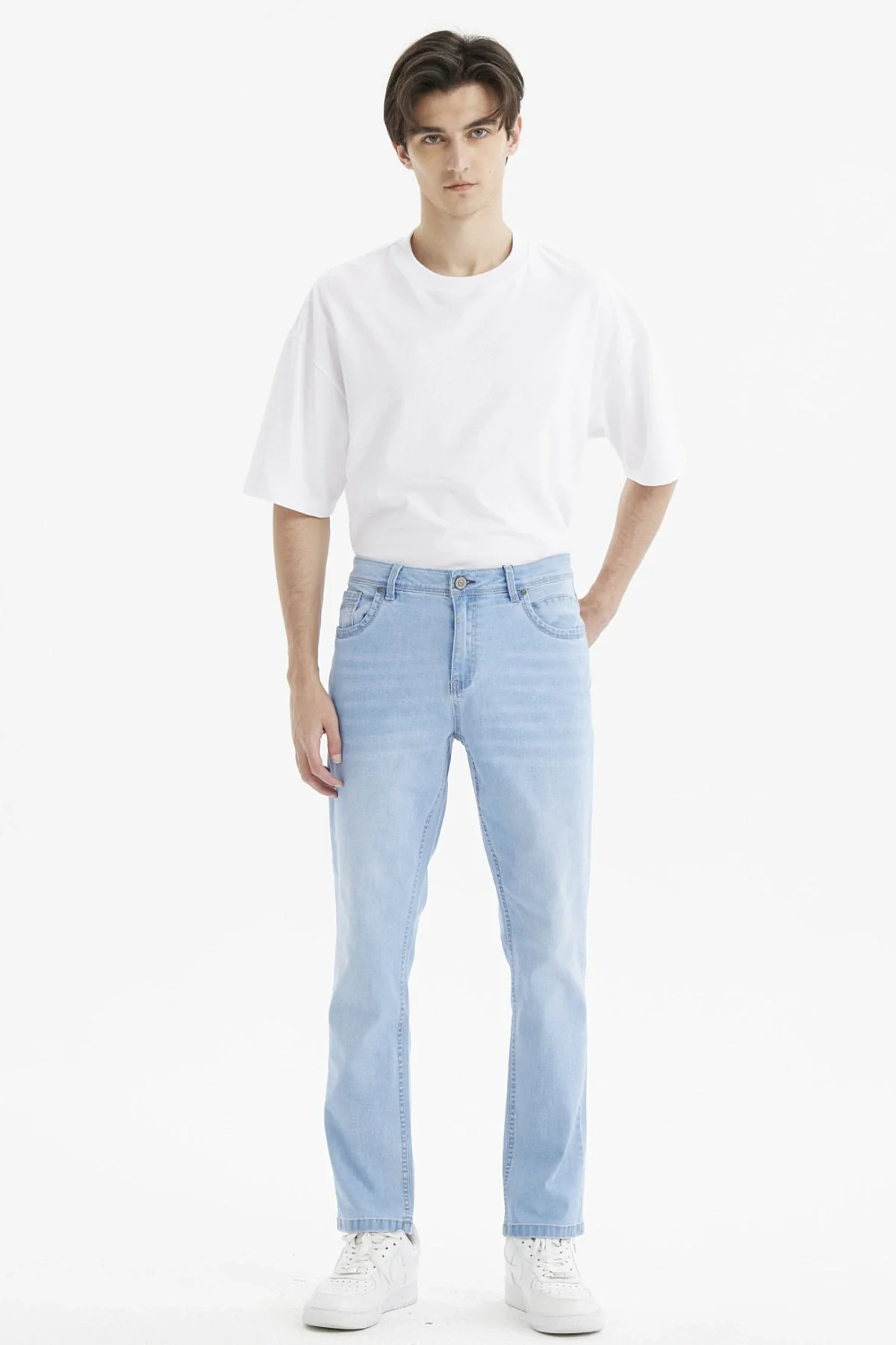 Jeans Hombre Slim 701 Azul Claro - Image 4