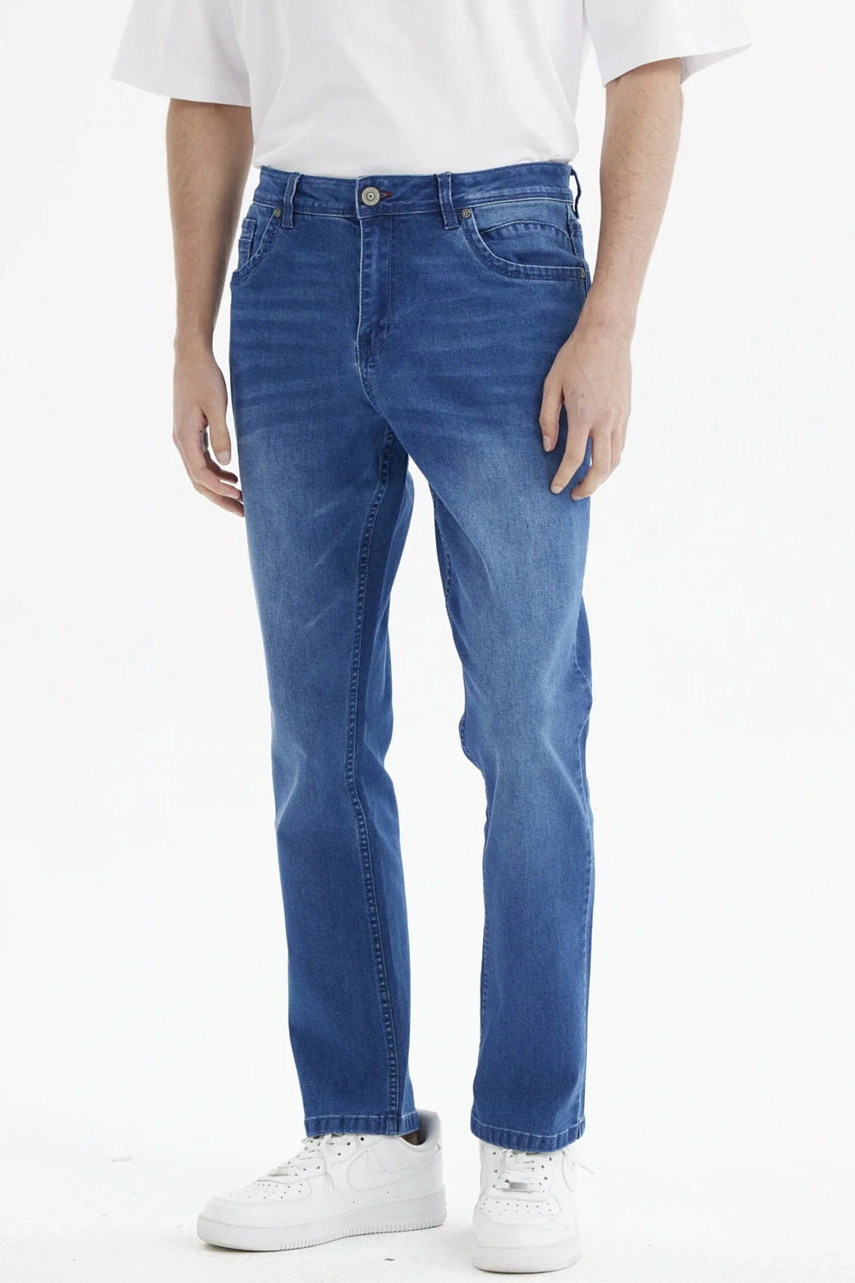 Jeans Hombre Slim 701 Azul Oscuro