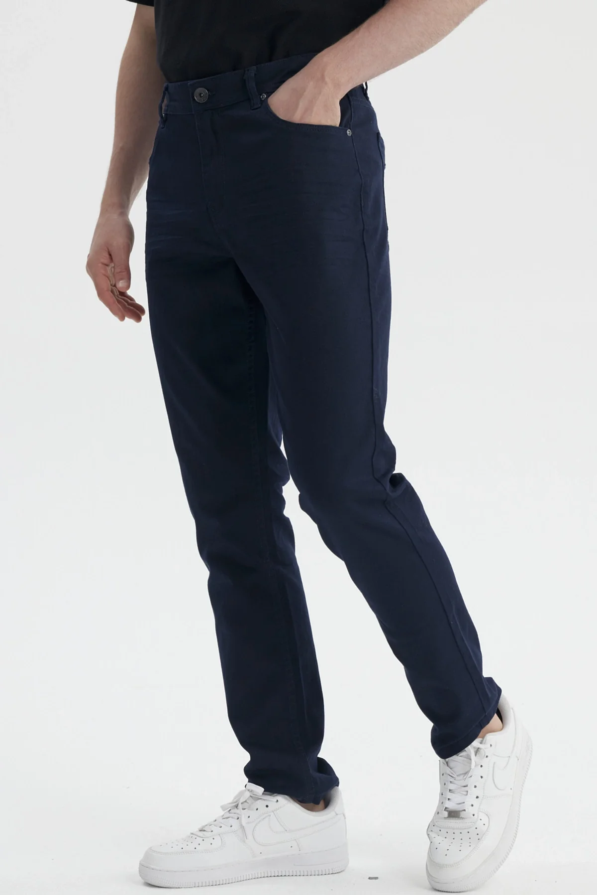 Jeans Hombre Slim Color Azul Marino - Image 2