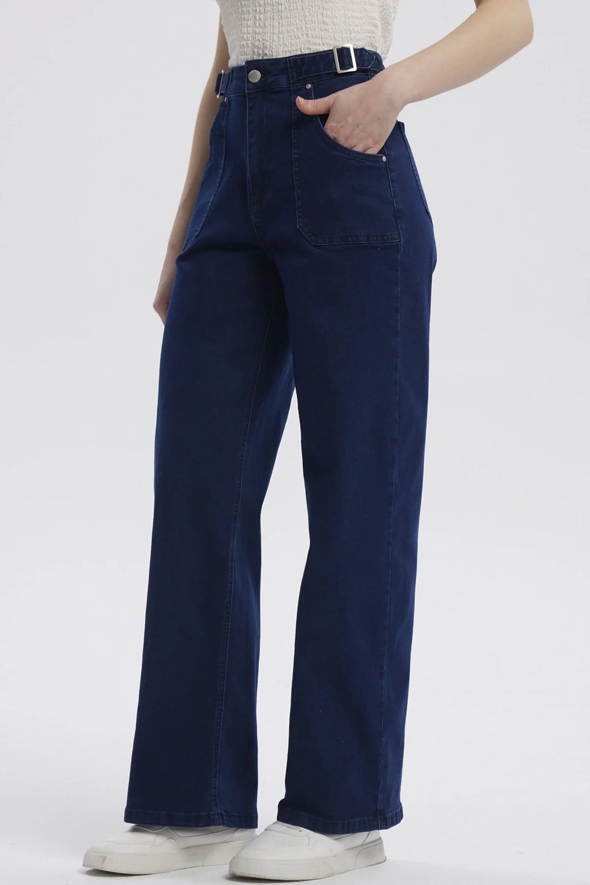 Jeans Mujer Calce Recto Azul Oscuro - Image 2