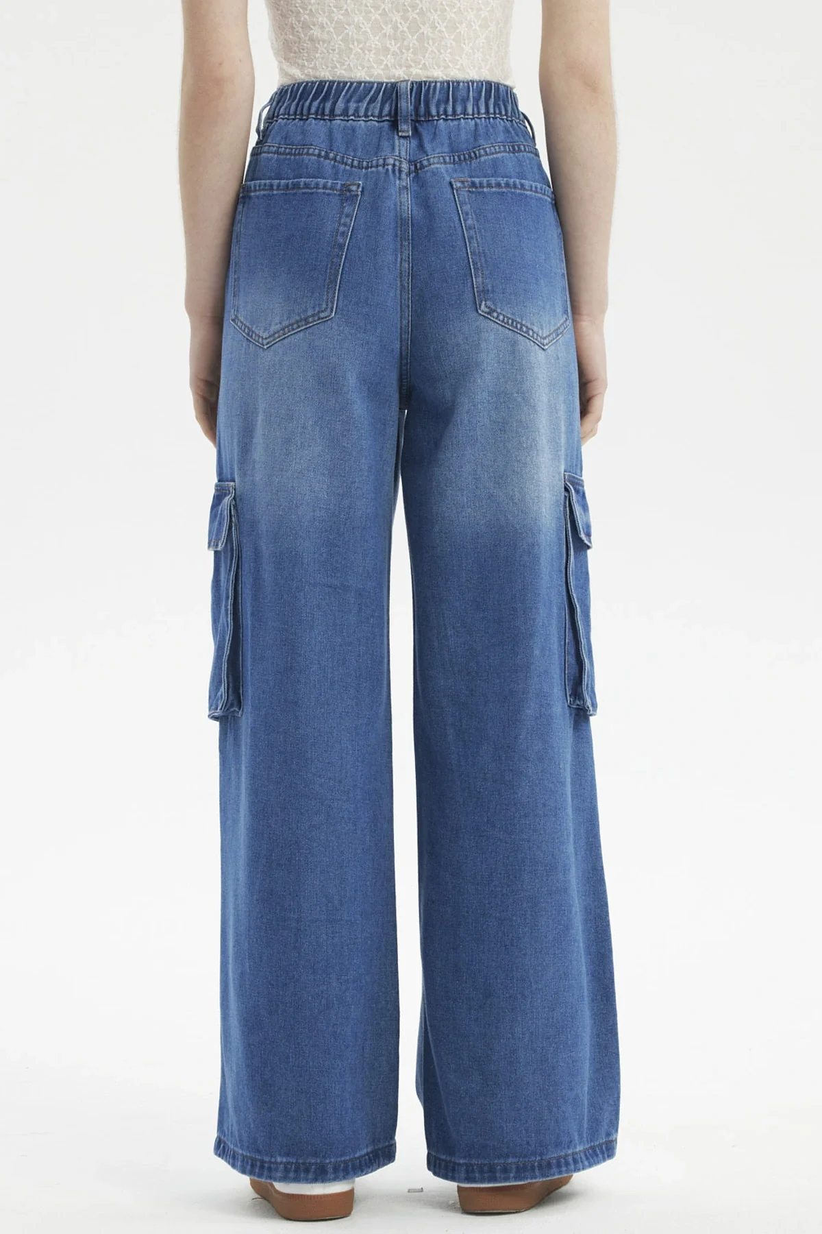 Jeans Mujer Calce Recto Cargo Corte Diagonal Azul - Image 3