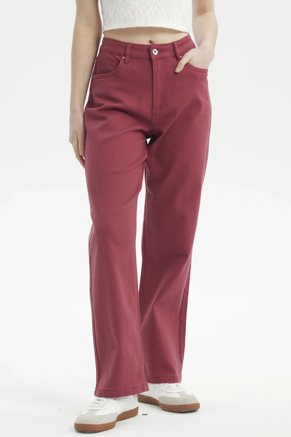 Jeans Mujer Calce Recto Color Burdeo