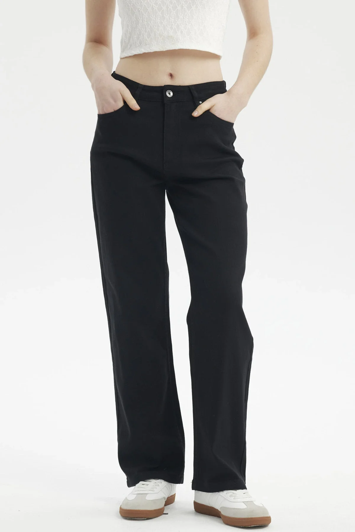 Jeans Mujer Calce Recto Color Negro