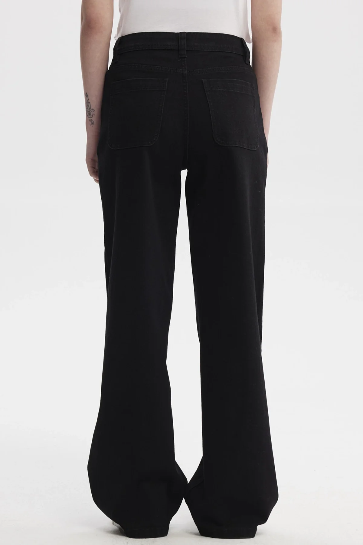 Jeans Mujer Calce Recto Negro - Image 3
