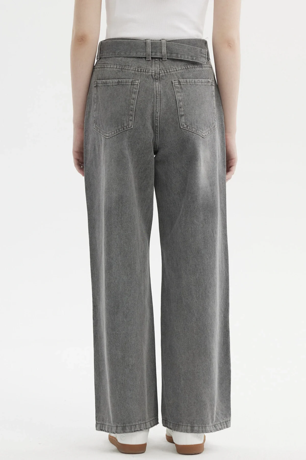Jeans Mujer Calce Recto Y Lazo Gris Oscuro - Image 3