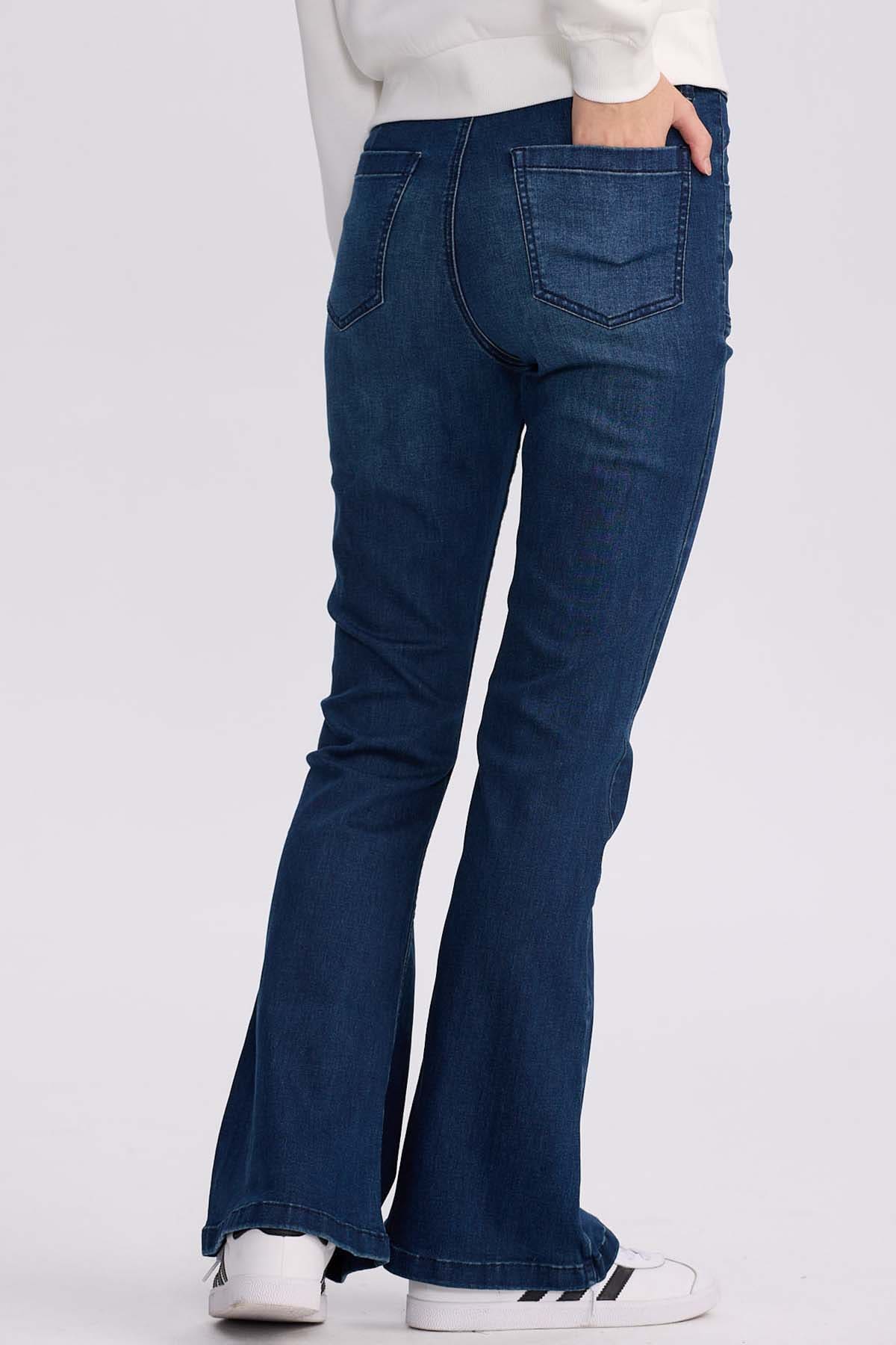 Jeans Mujer Flare Bolsillo Azul Oscuro - Image 3