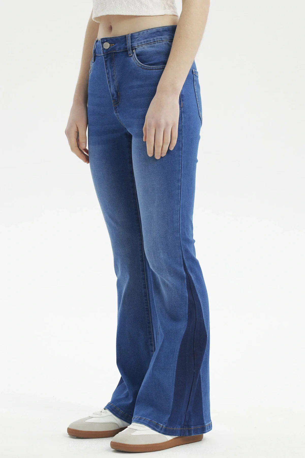 Jeans Mujer Flare Bota Bicolor Azul - Image 2