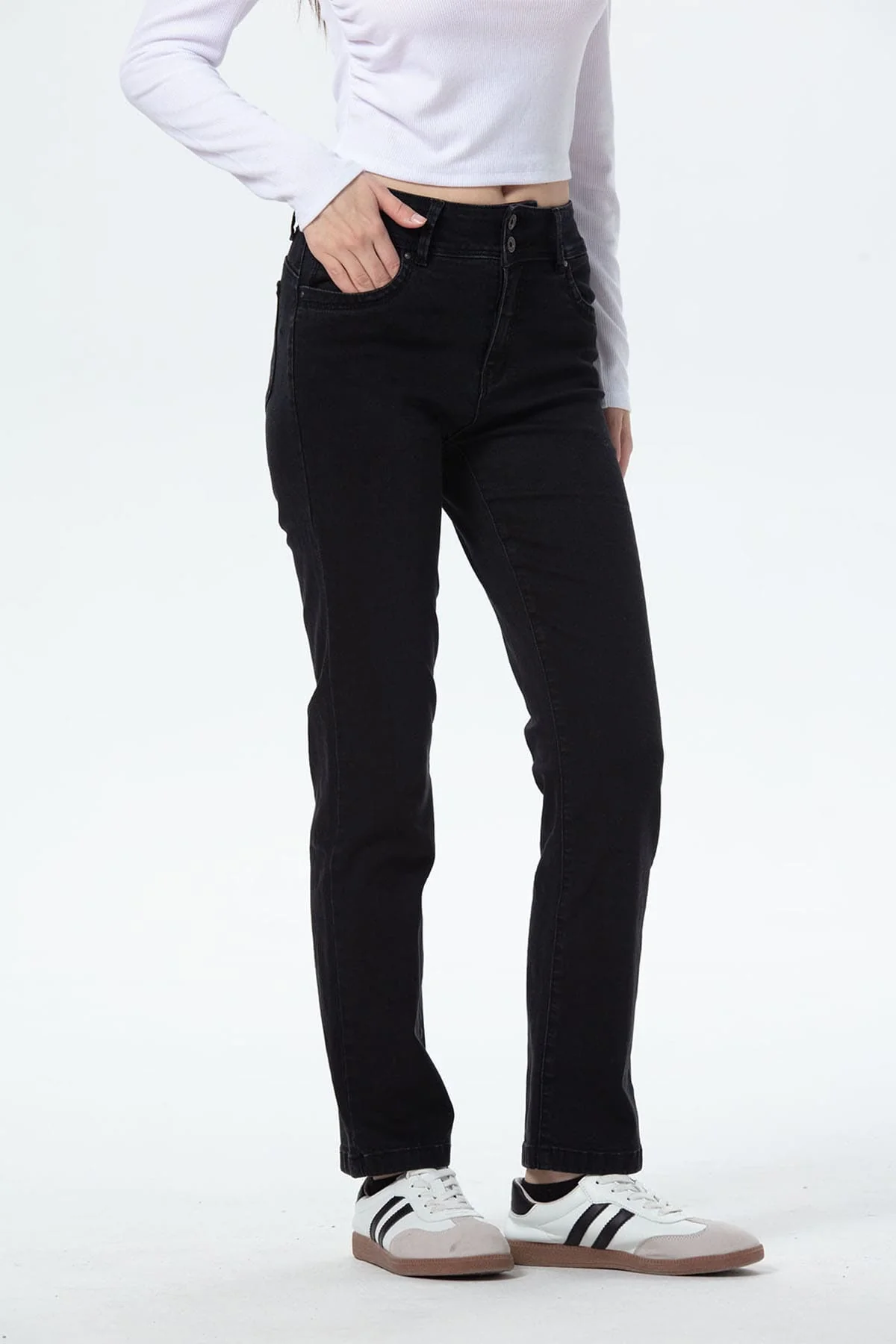 Jeans Mujer Flo Calce Recto Negro - Image 2