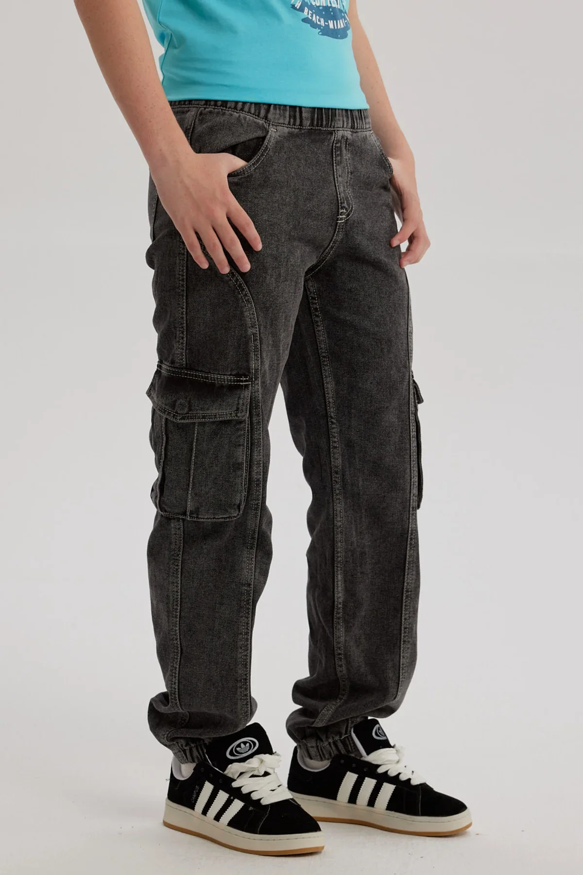 Jeans Niño Jogger Cargo Negro - Image 2