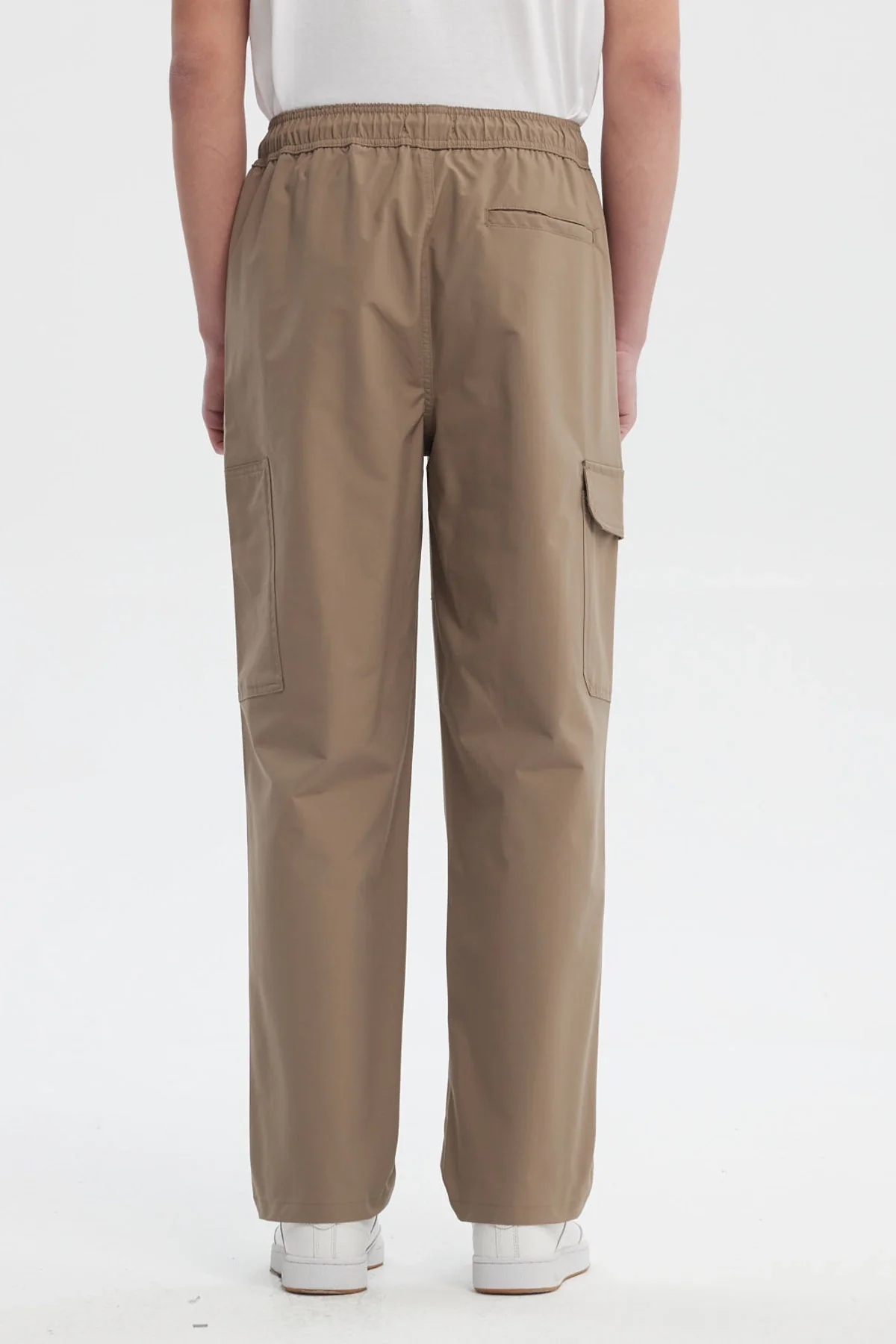 Pantalón Buzo Hombre Calce Recto Kaki - Image 3
