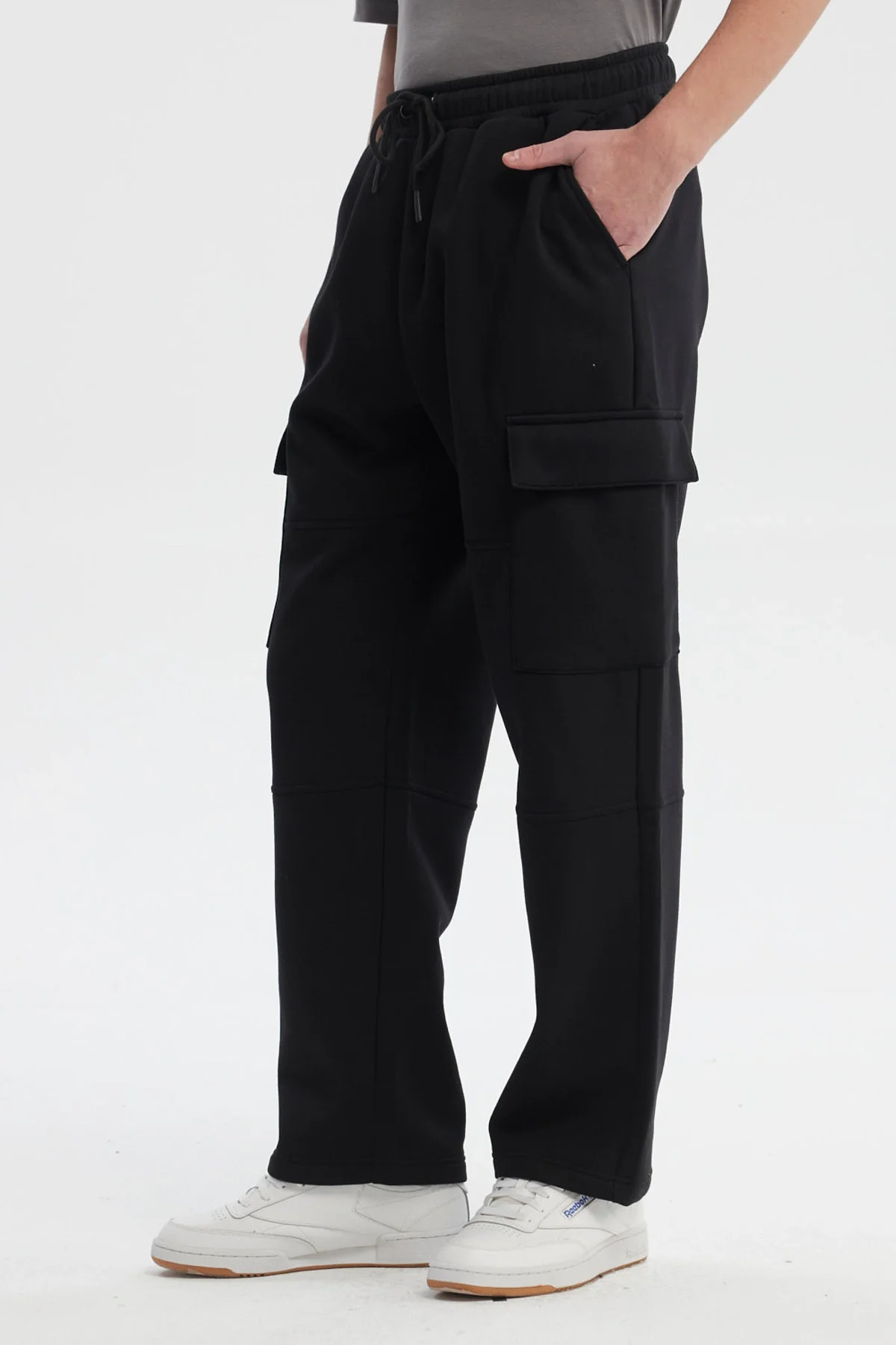 Pantalón Buzo Hombre Calce Recto Negro - Image 2