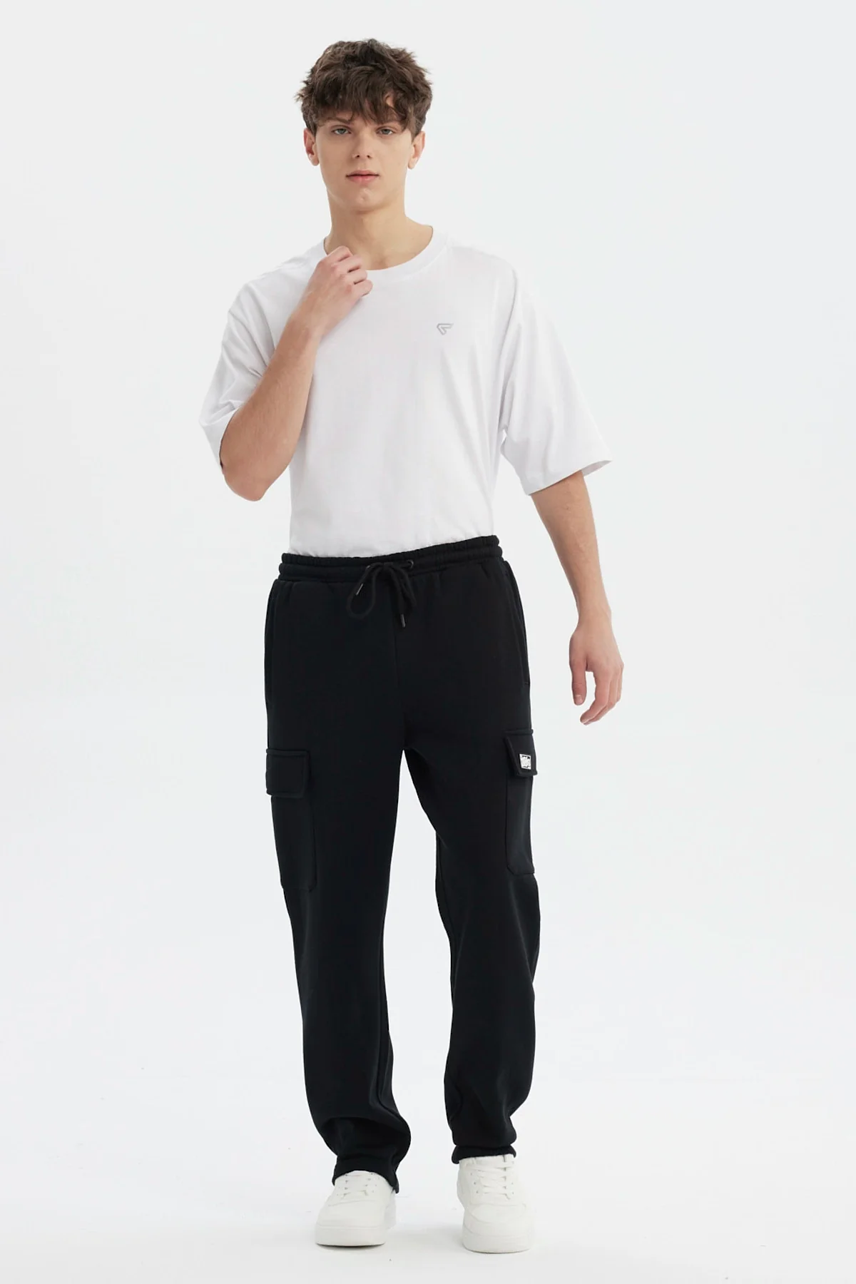 Pantalón Buzo Hombre Juvenil Pitillo Negro - Image 4