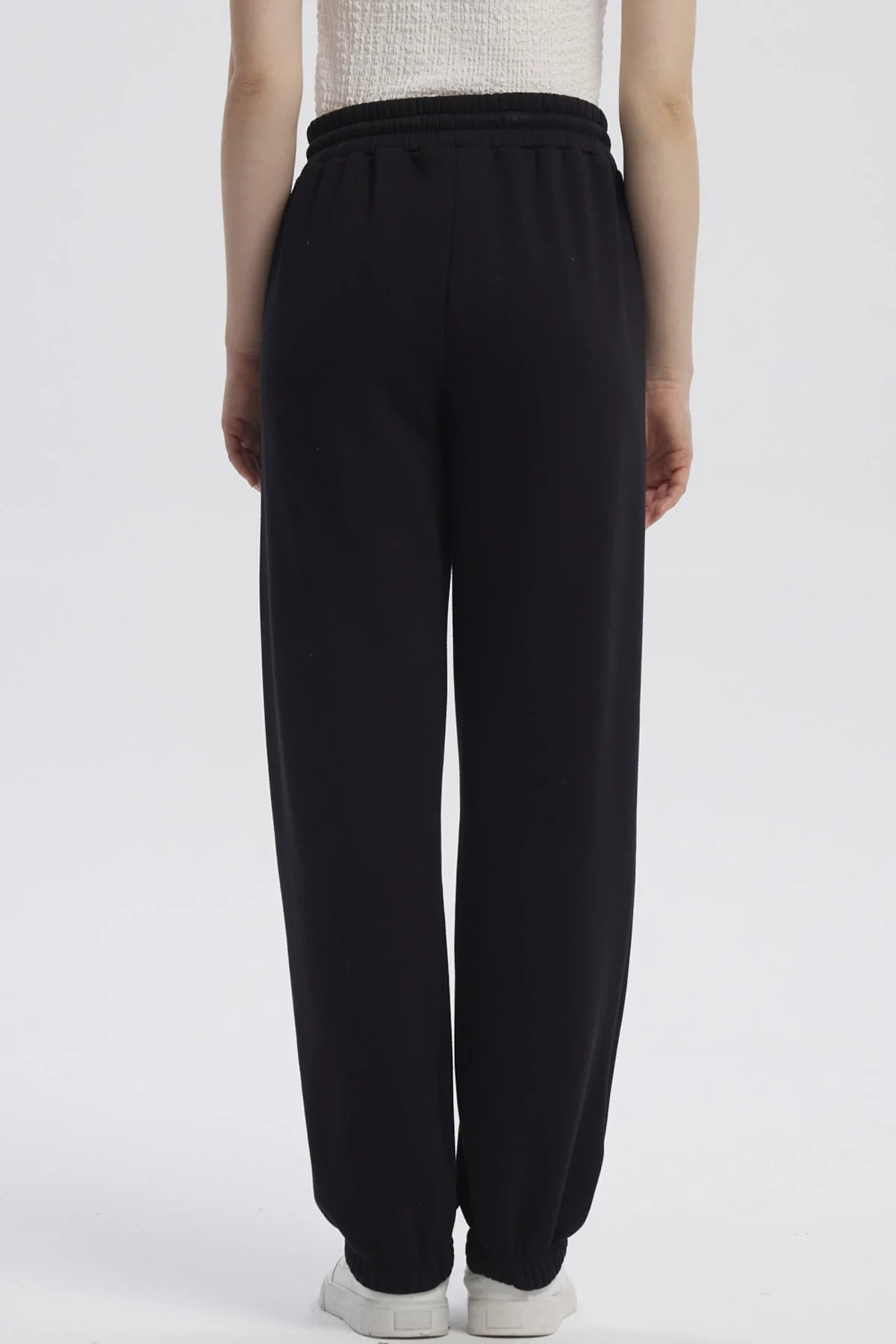 Pantalón Buzo Mujer Jogger Negro - Image 3