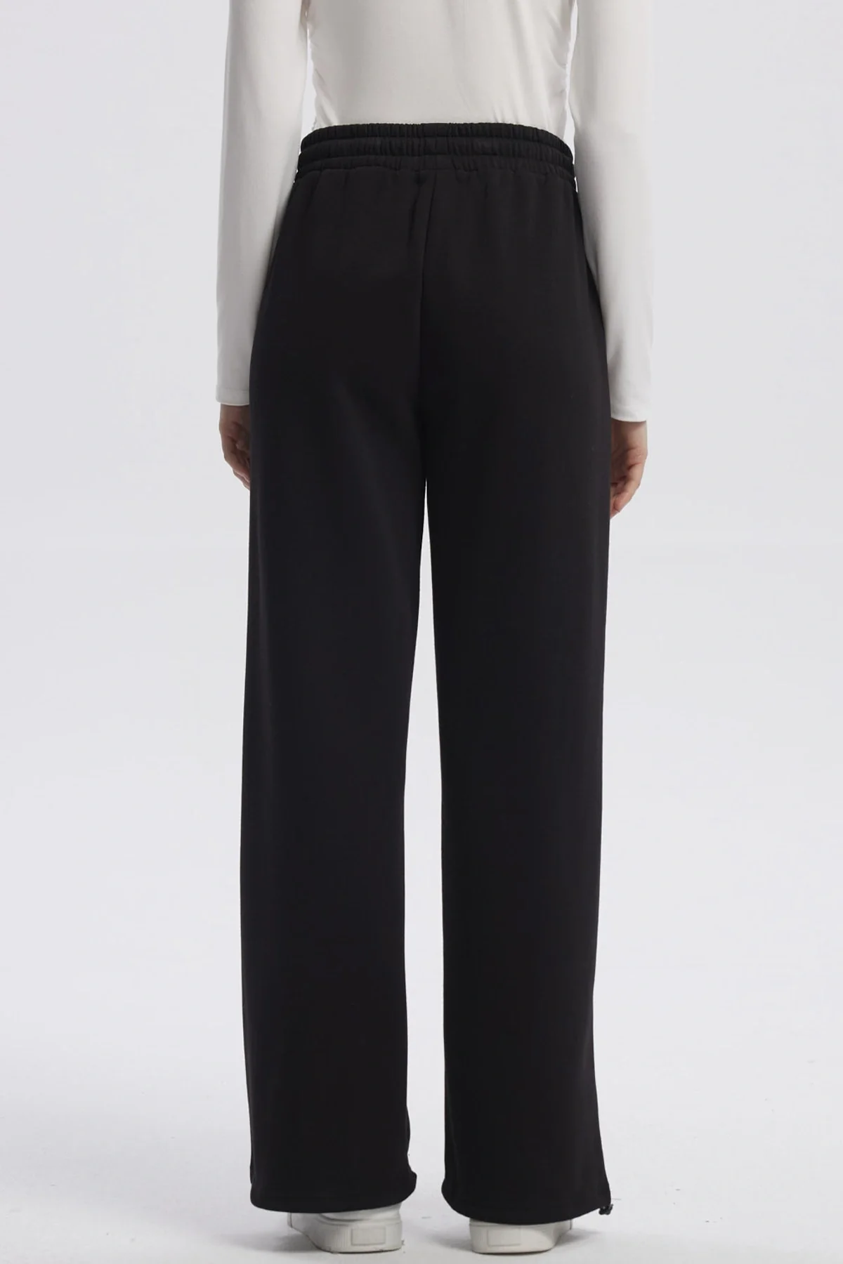 Pantalón Buzo Mujer Jogger Negro - Image 3