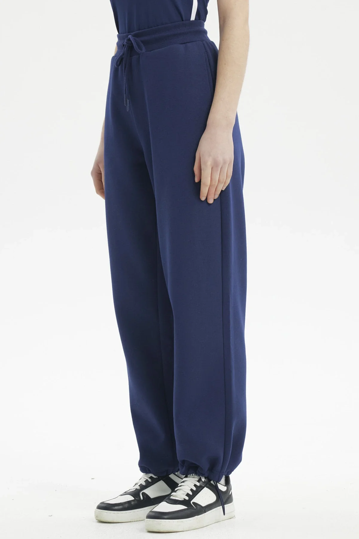 Pantalón Buzo Mujer Pitillo Azul - Image 2