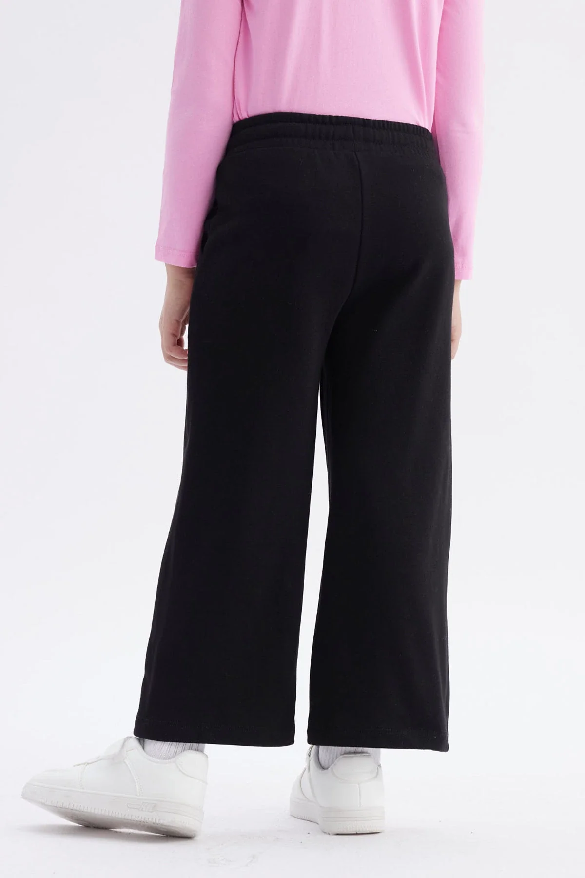 Pantalón Buzo Niña Hello Kitty Negro - Image 3