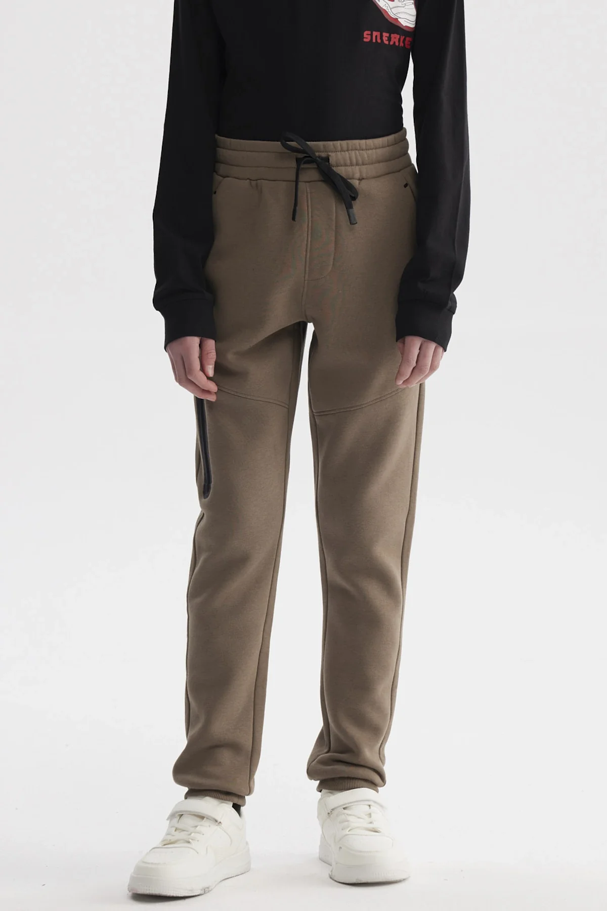 Pantalón Buzo Niño Pitillo Café Claro