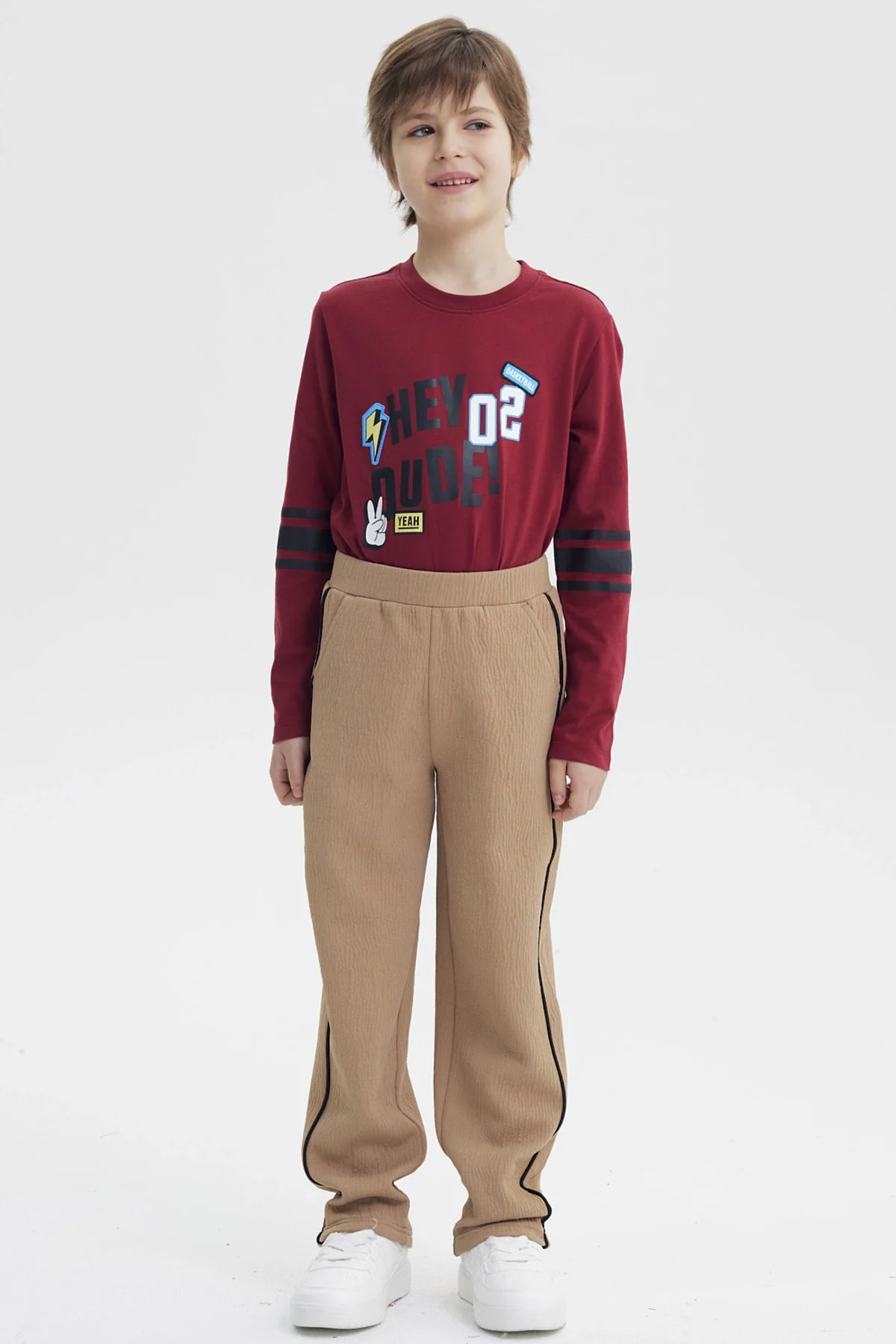 Pantalón Buzo Niño Pitillo Kaki - Image 4