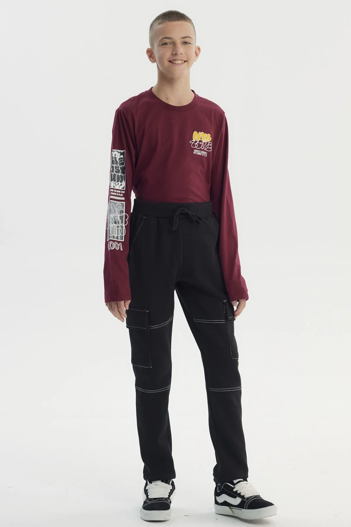 Pantalón Buzo Niño Pitillo Negro - Image 4