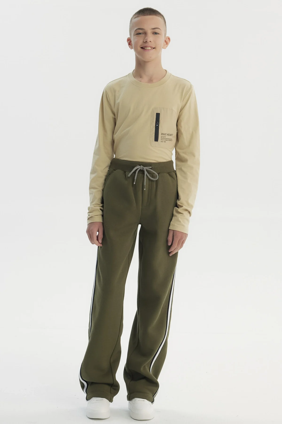 Pantalón Buzo Niño Pitillo Verde Militar - Image 4