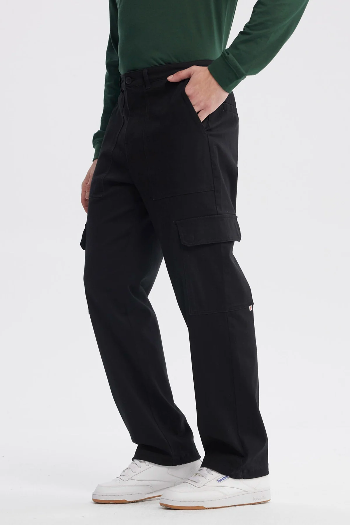 Pantalón Hombre Bolsillo Cargo Negro - Image 2