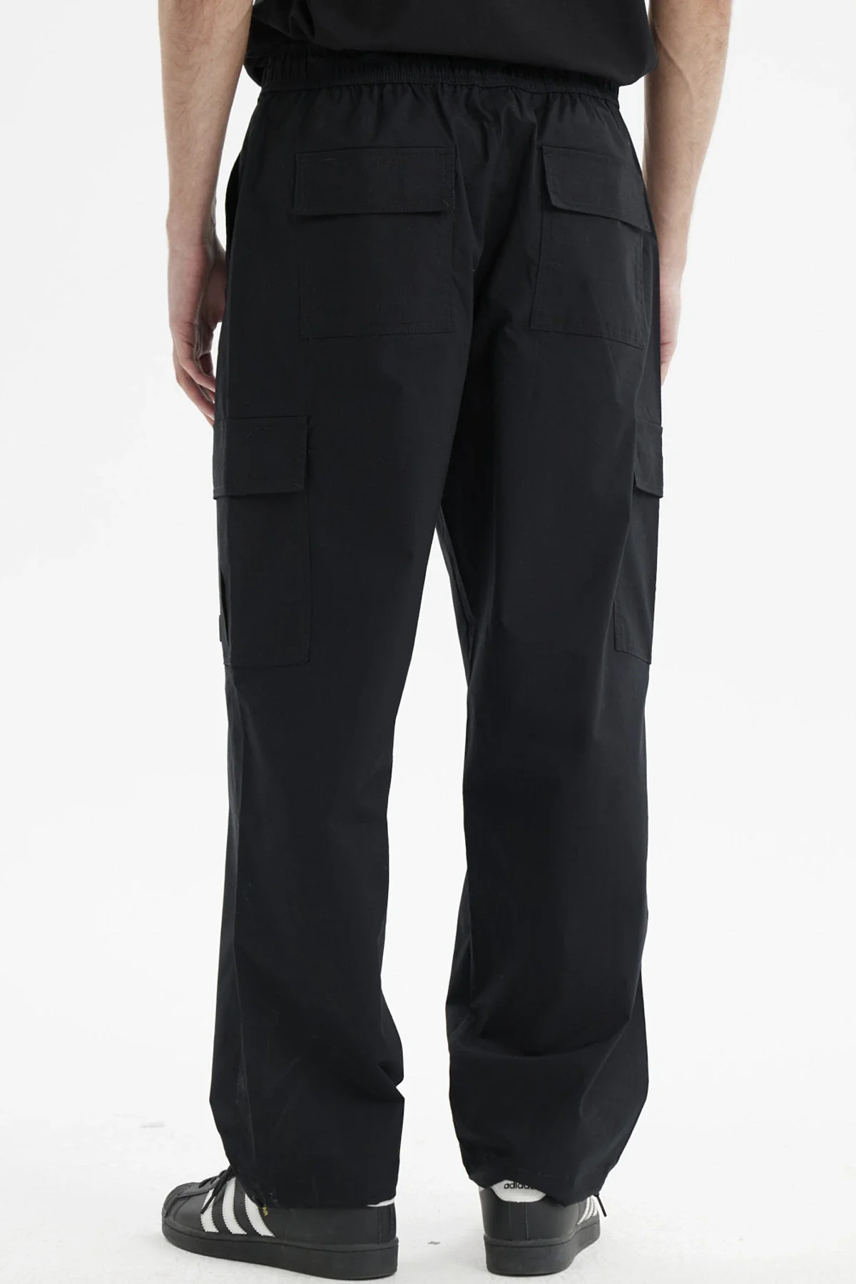 Pantalón Hombre Cargo Parachute Negro - Image 3
