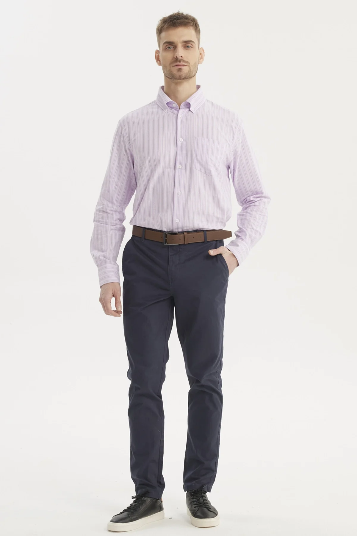 Pantalón Hombre Chino Cinturón Azul Marino - Image 4