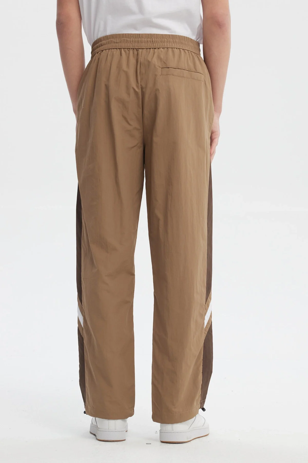 Pantalón Hombre Juvenil Calce Recto Café - Image 3