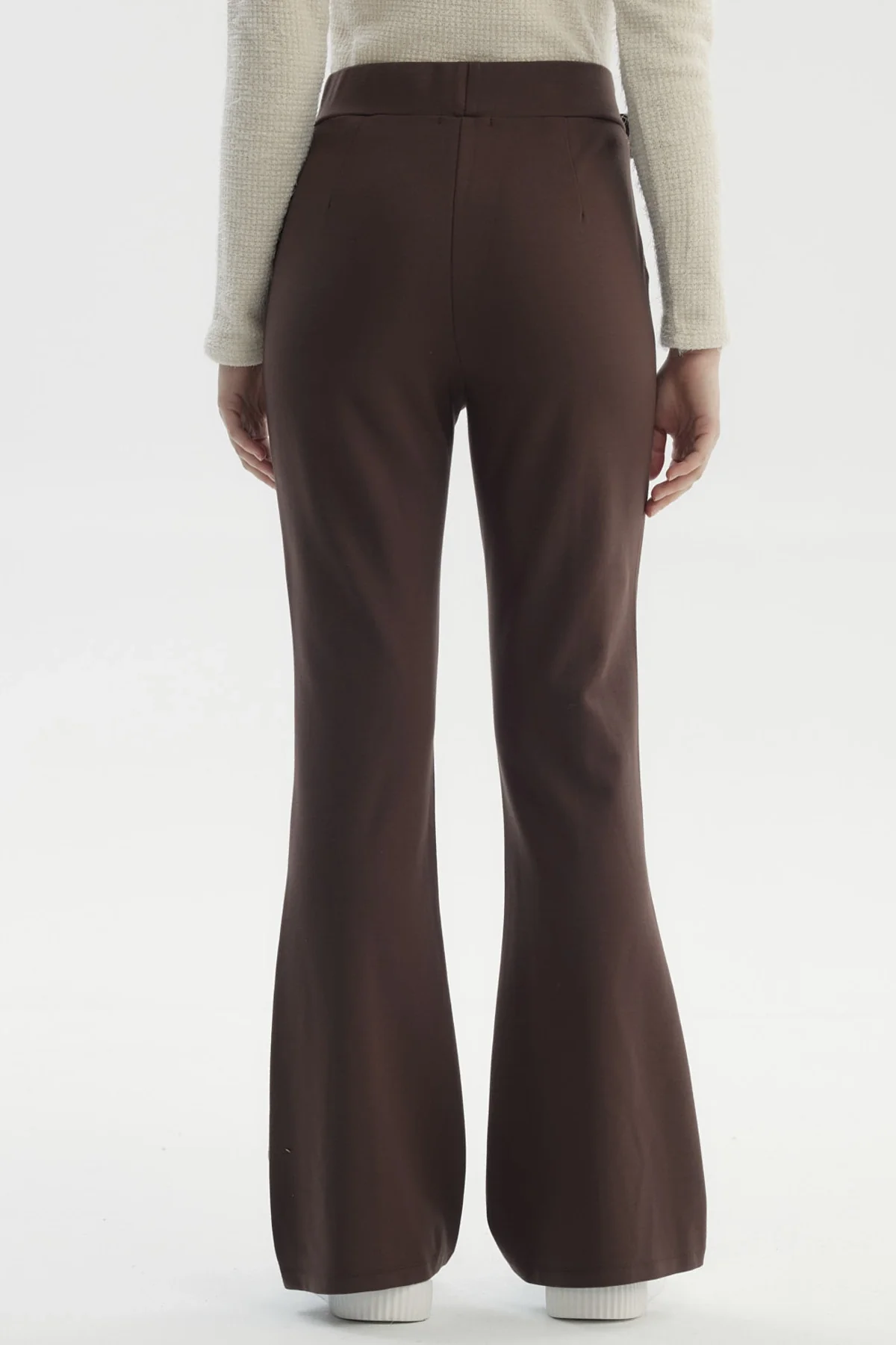 Pantalón Mujer Aplicación Hebilla Chocolate - Image 3