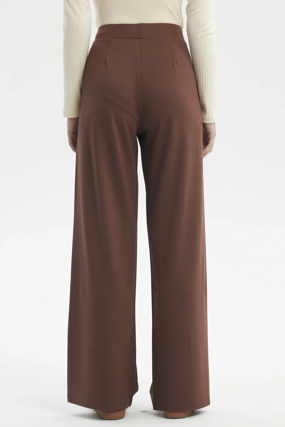 Pantalón Mujer Calce Recto Café Oscuro - Image 3