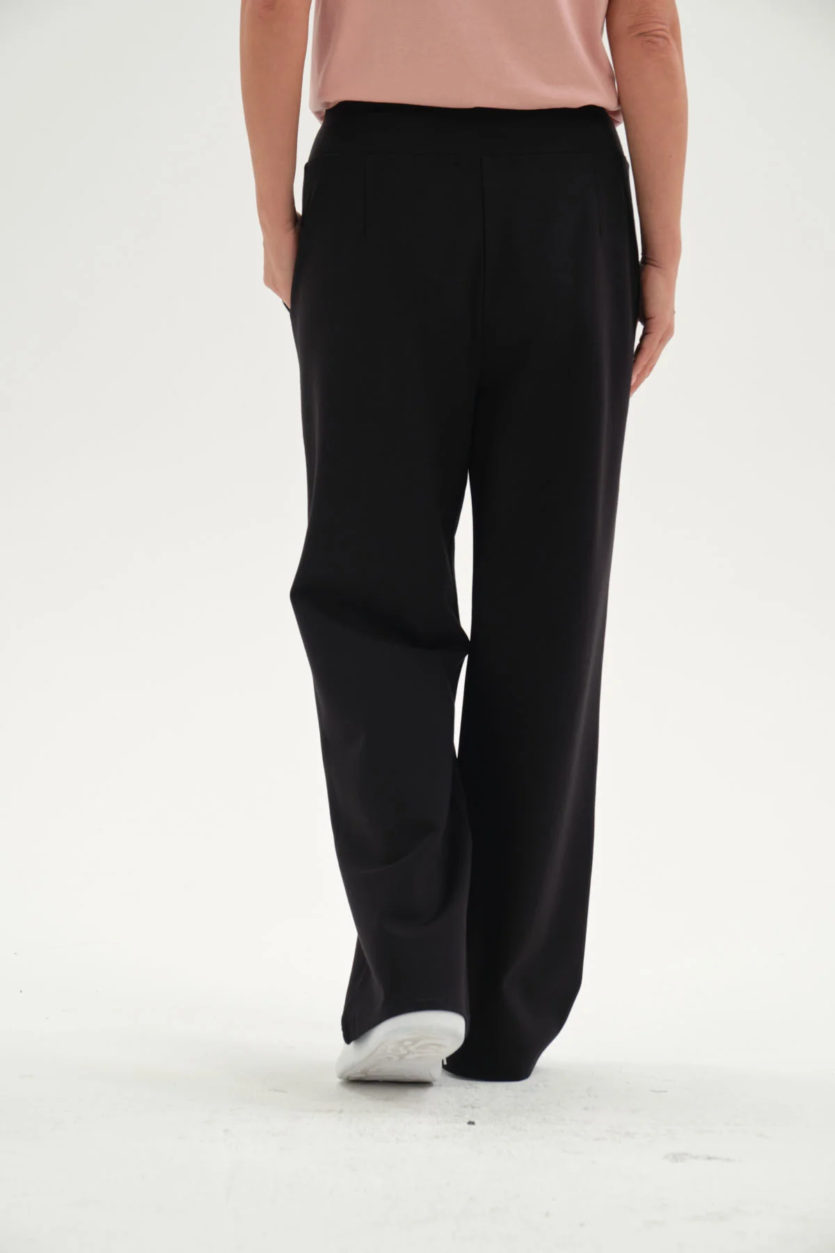 Pantalón Mujer Calce Recto Corte Delantero Negro - Image 3