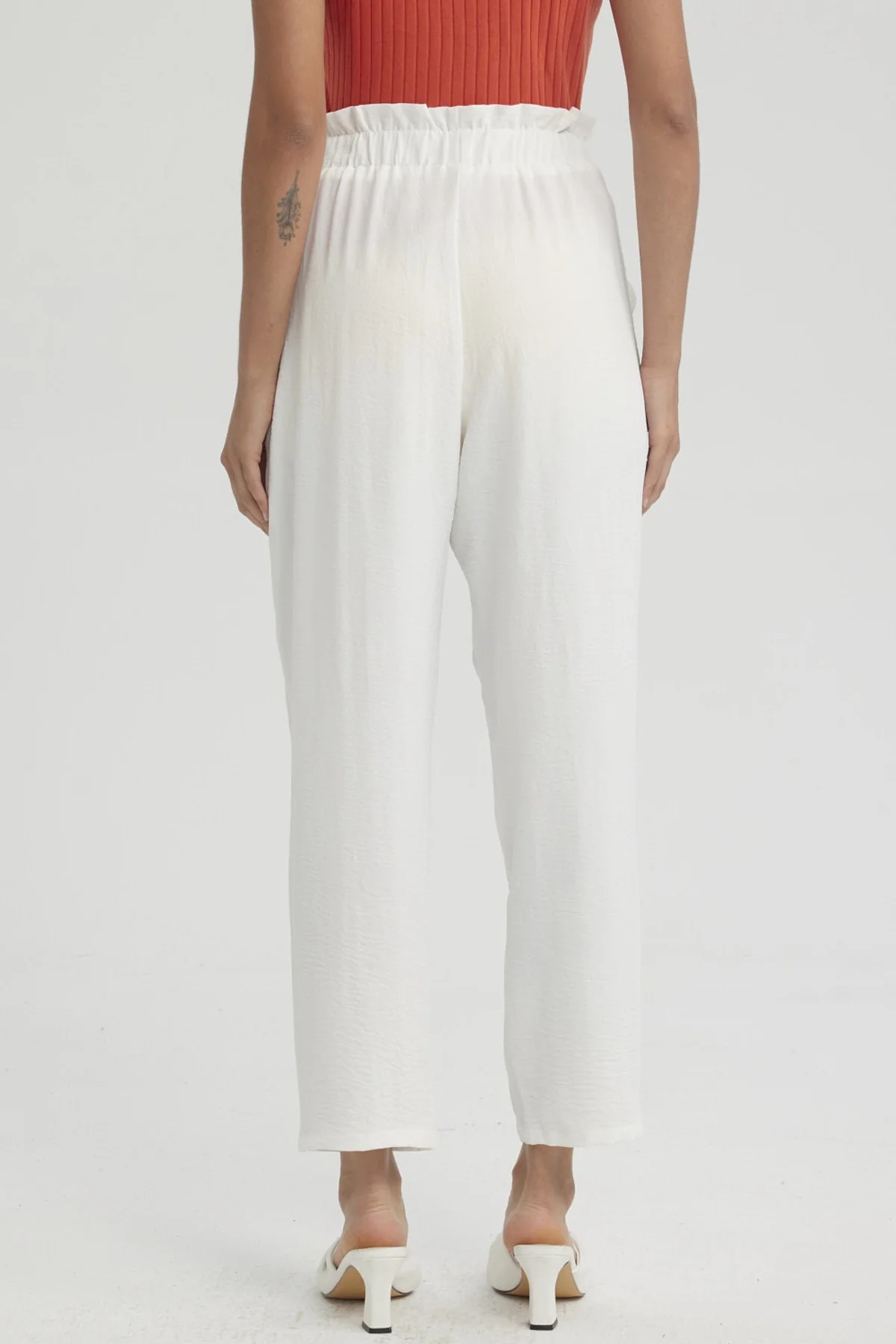 Pantalón Mujer Calce Slim Bolsillo Crudo - Image 3