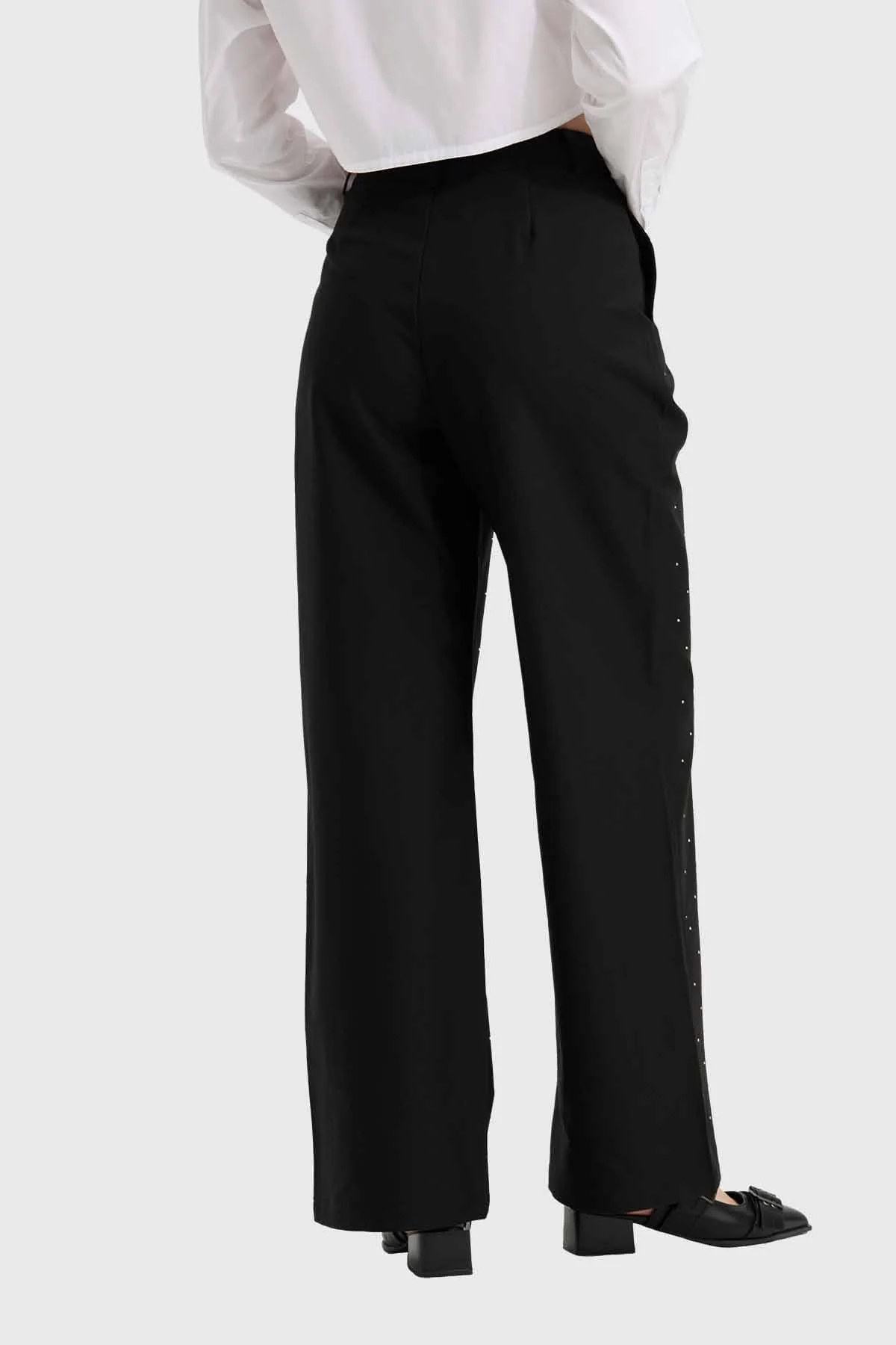 Pantalón Mujer Con Bolsillos Negro - Image 3