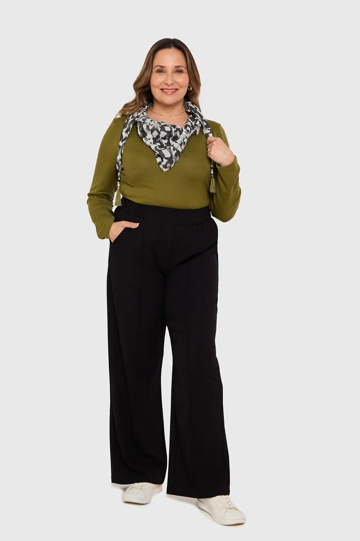 Pantalón Mujer Con Pretina Elástica Negro - Image 5