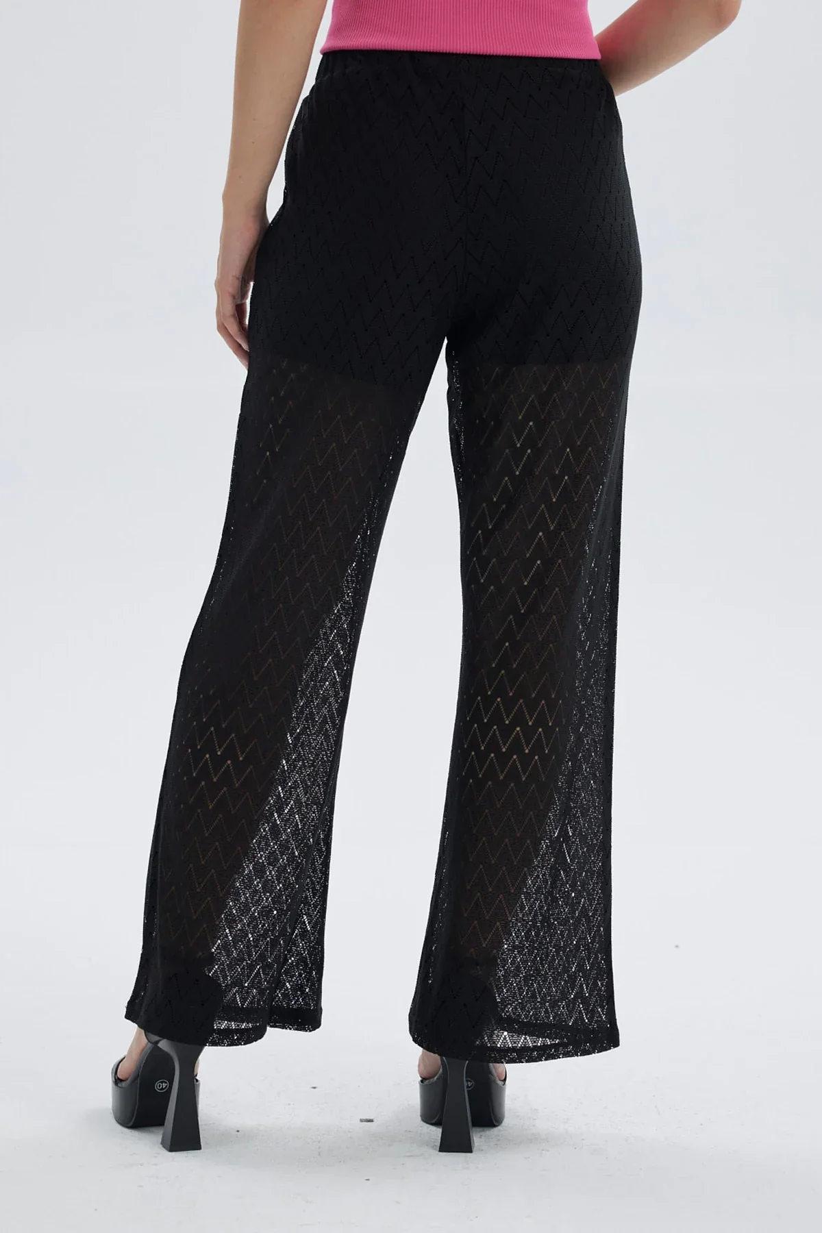 Pantalón Mujer Con Short Calce Flare Negro - Image 3