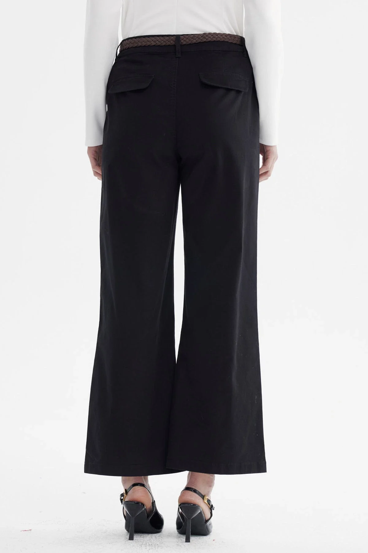 Pantalón Mujer Gabardina Con Cinturón Negro - Image 3