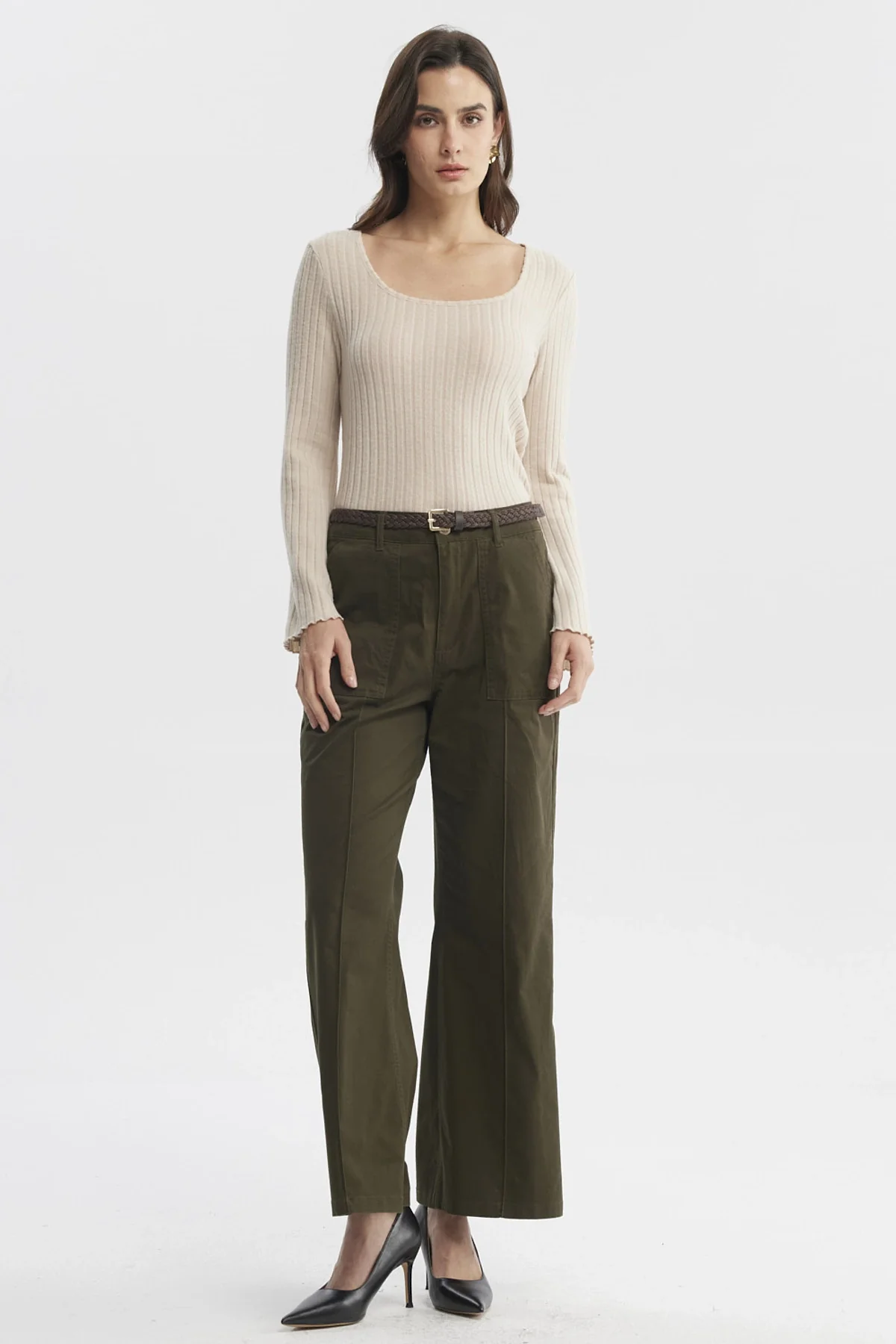 Pantalón Mujer Gabardina Con Cinturón Verde Musgo - Image 4