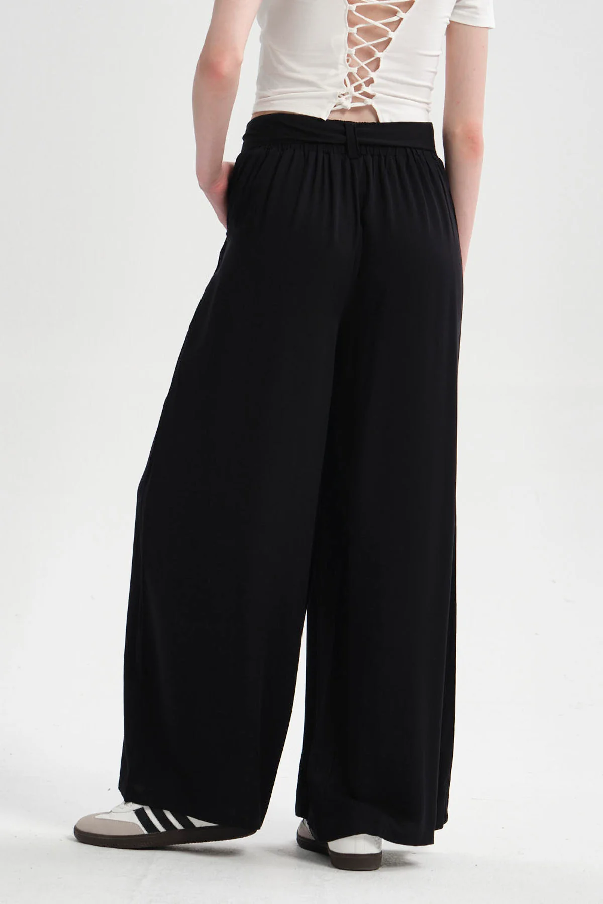 Pantalón Mujer Palazzo Cinturón Negro - Image 3