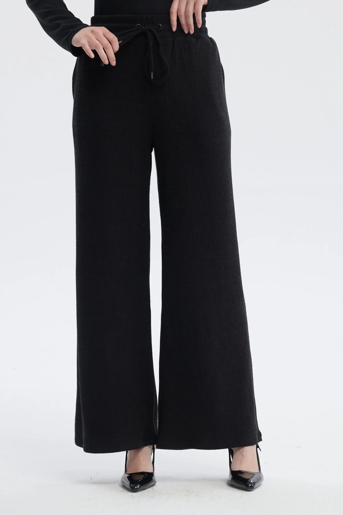 Pantalón Mujer Pretina Con Cordón Negro