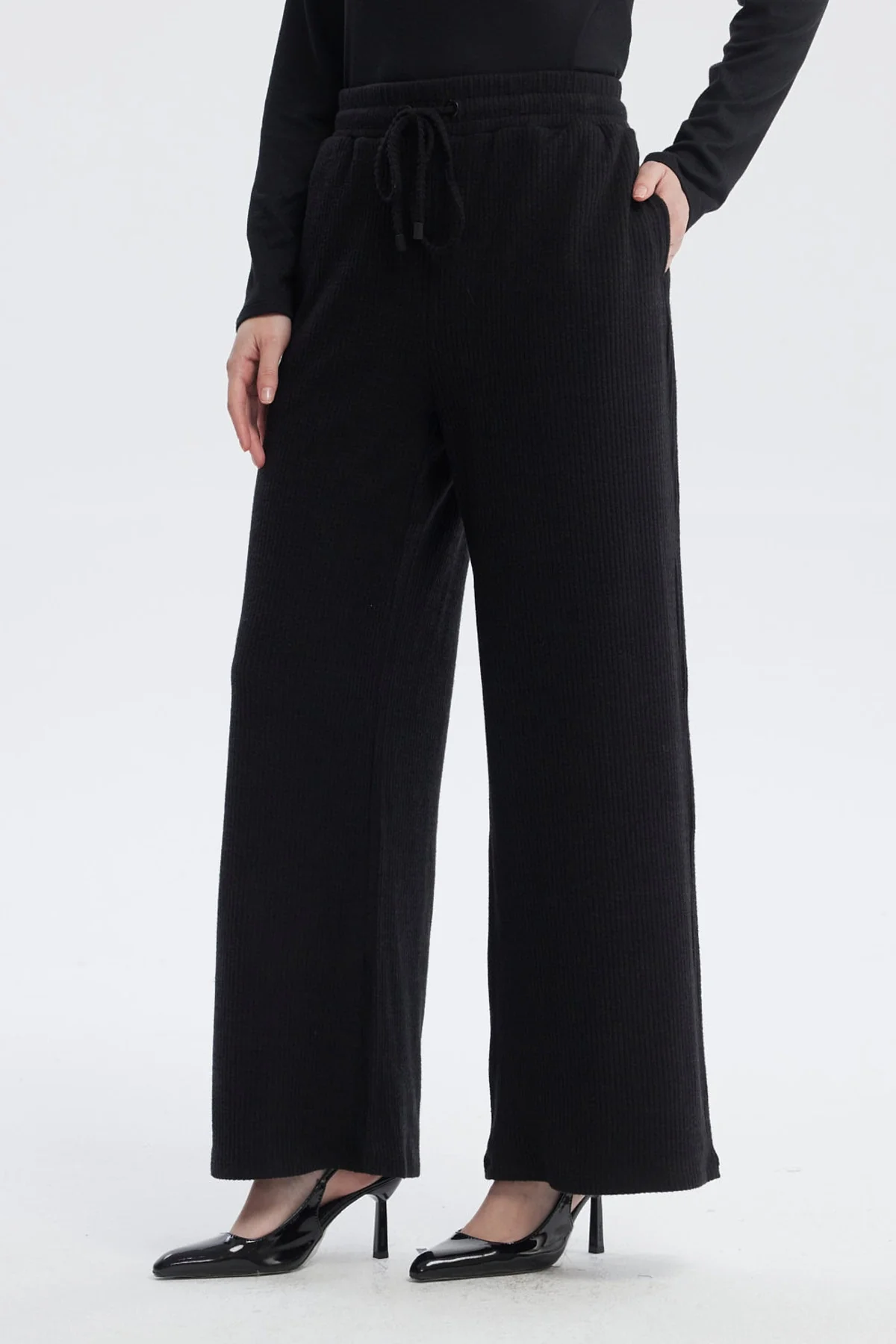 Pantalón Mujer Pretina Con Cordón Negro - Image 2