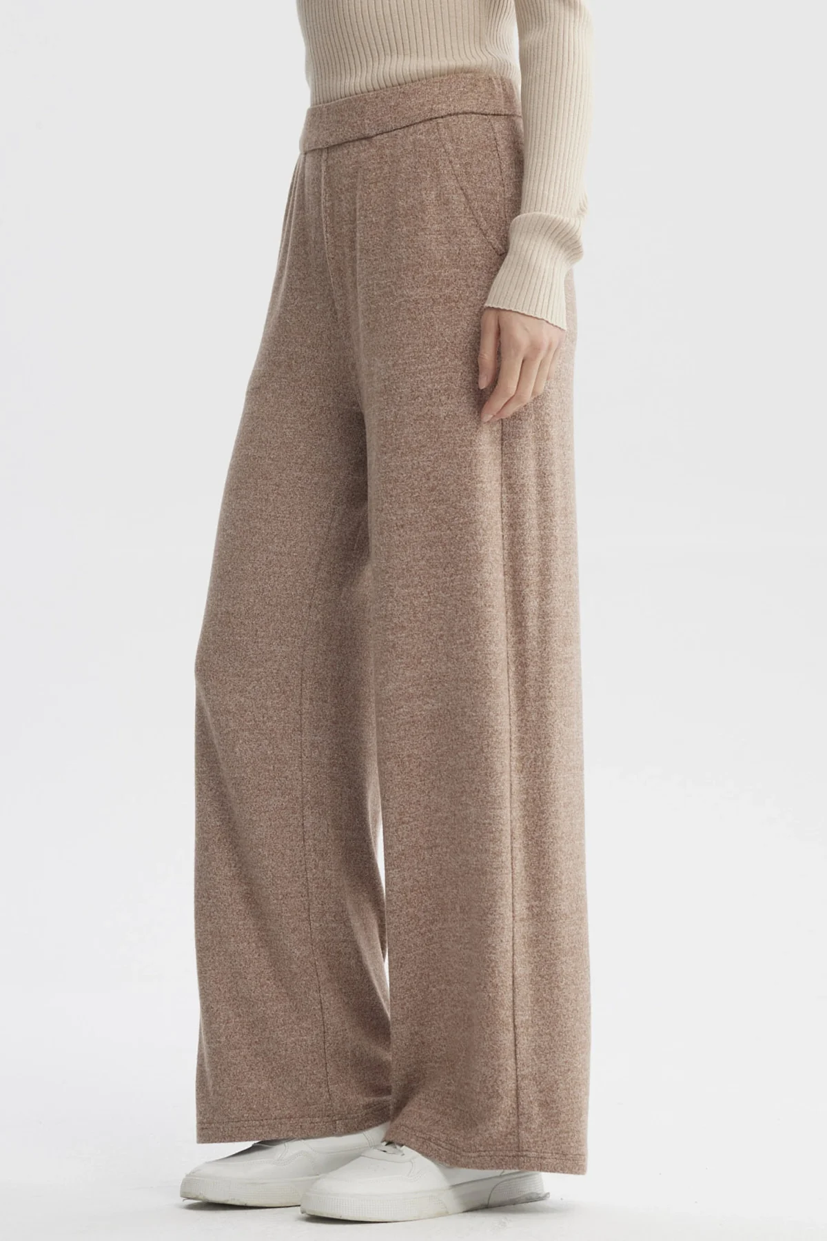 Pantalón Mujer Recto Café - Image 2