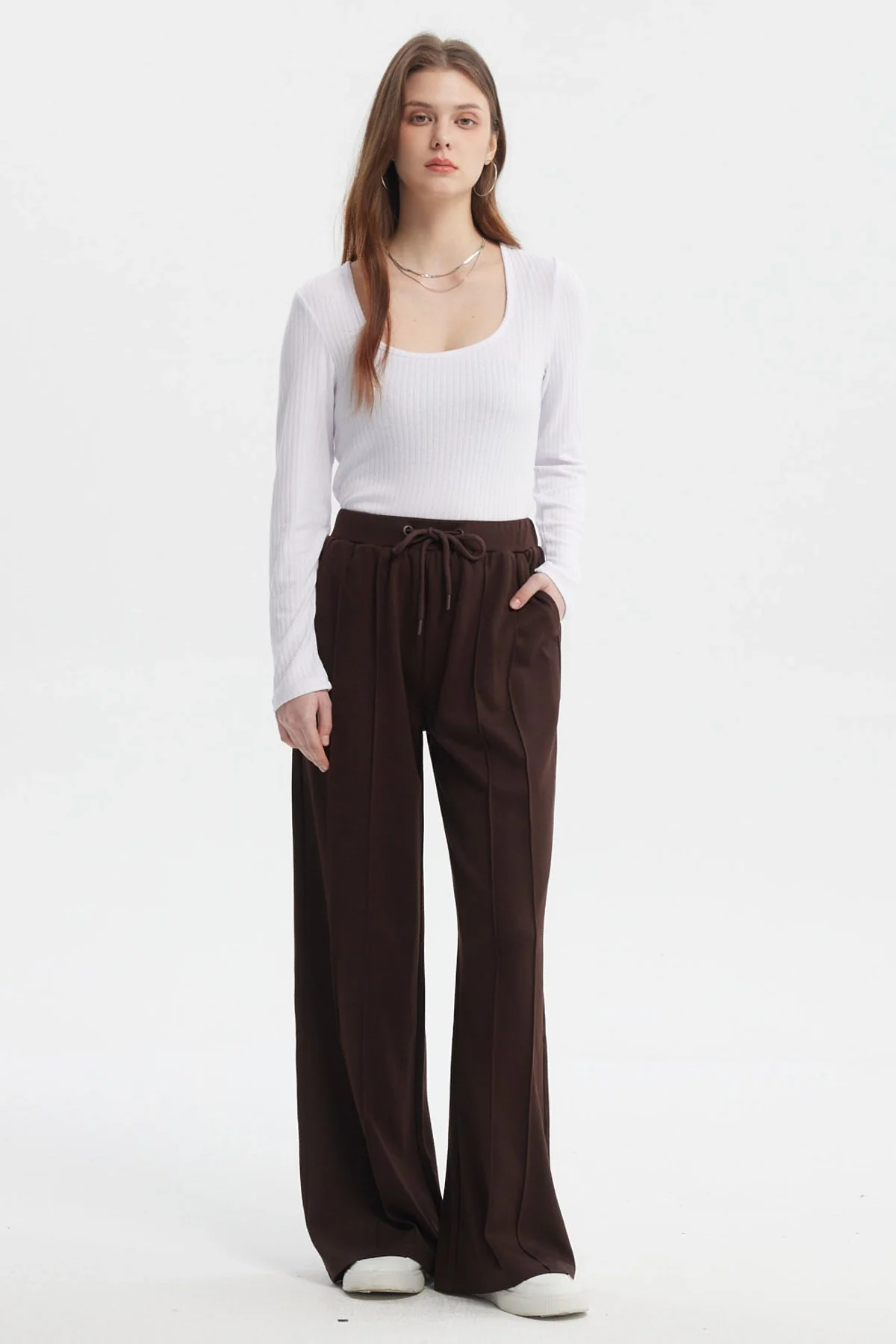 Pantalón Mujer Sastrero Pretina Cordón Café Oscuro - Image 4