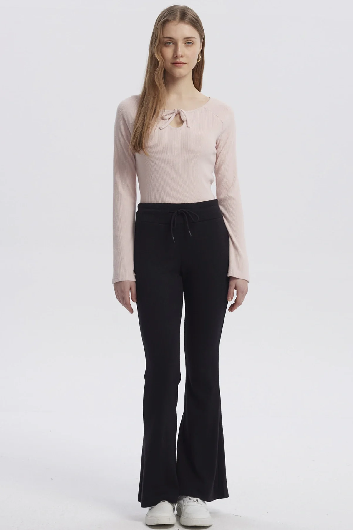 Pantalón Mujer Tejido Flare Negro - Image 4